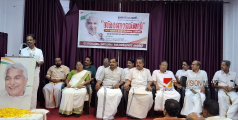 'സ്മരണാഞ്ജലി'; കല്ലാച്ചിയിൽ ഉമ്മൻ ചാണ്ടിയെ അനുസ്മരിച്ച് കോൺഗ്രസ്