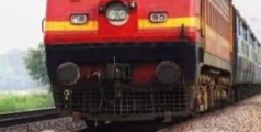 പാലക്കാട് ഒറ്റപ്പാലത്ത് ട്രെയിന്‍ അട്ടിമറി ശ്രമം.
