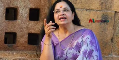 സ്ത്രീകൾ മുൻനിരയിലേക്ക് വരണമെന്ന നിലപാടെടുക്കണം; അമ്മയിൽ പ്രസിഡന്റും സെക്രട്ടറിയും സ്ത്രീകളാകണം- ഭാഗ്യലക്ഷ്മി     