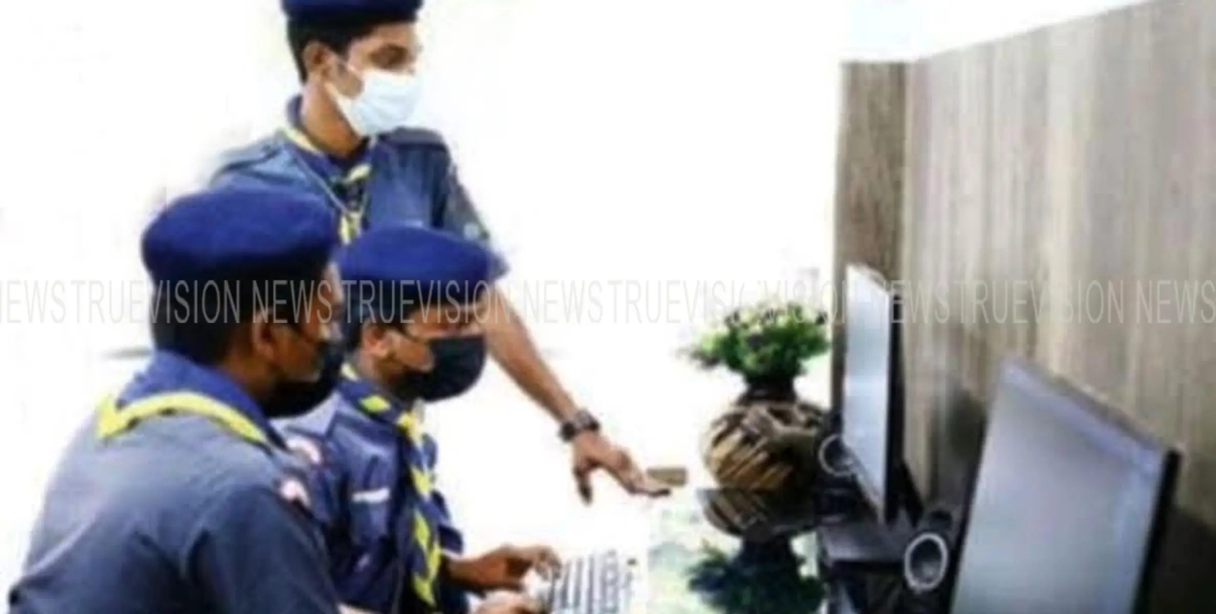 വാഹന തിരക്കില്‍ വീര്‍പ്പുമുട്ടി നടുവണ്ണൂര്‍ ടൗണ്‍