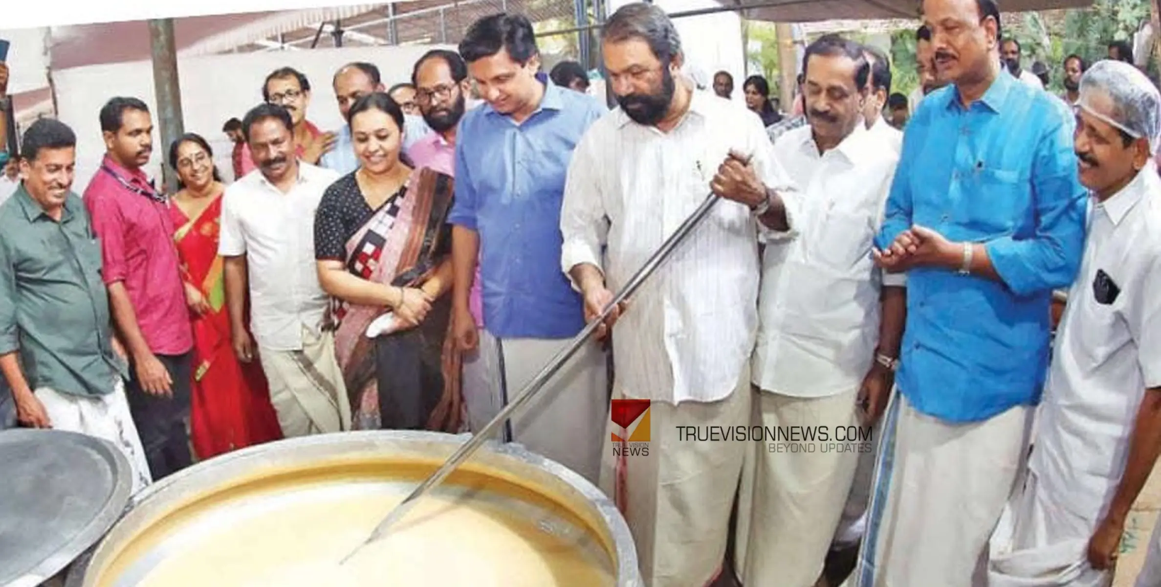 ചക്കരപ്പന്തലിൽ തേൻ മഴ; രണ്ടുലക്ഷത്തോളംപേർക്ക് രുചി വിളമ്പും 