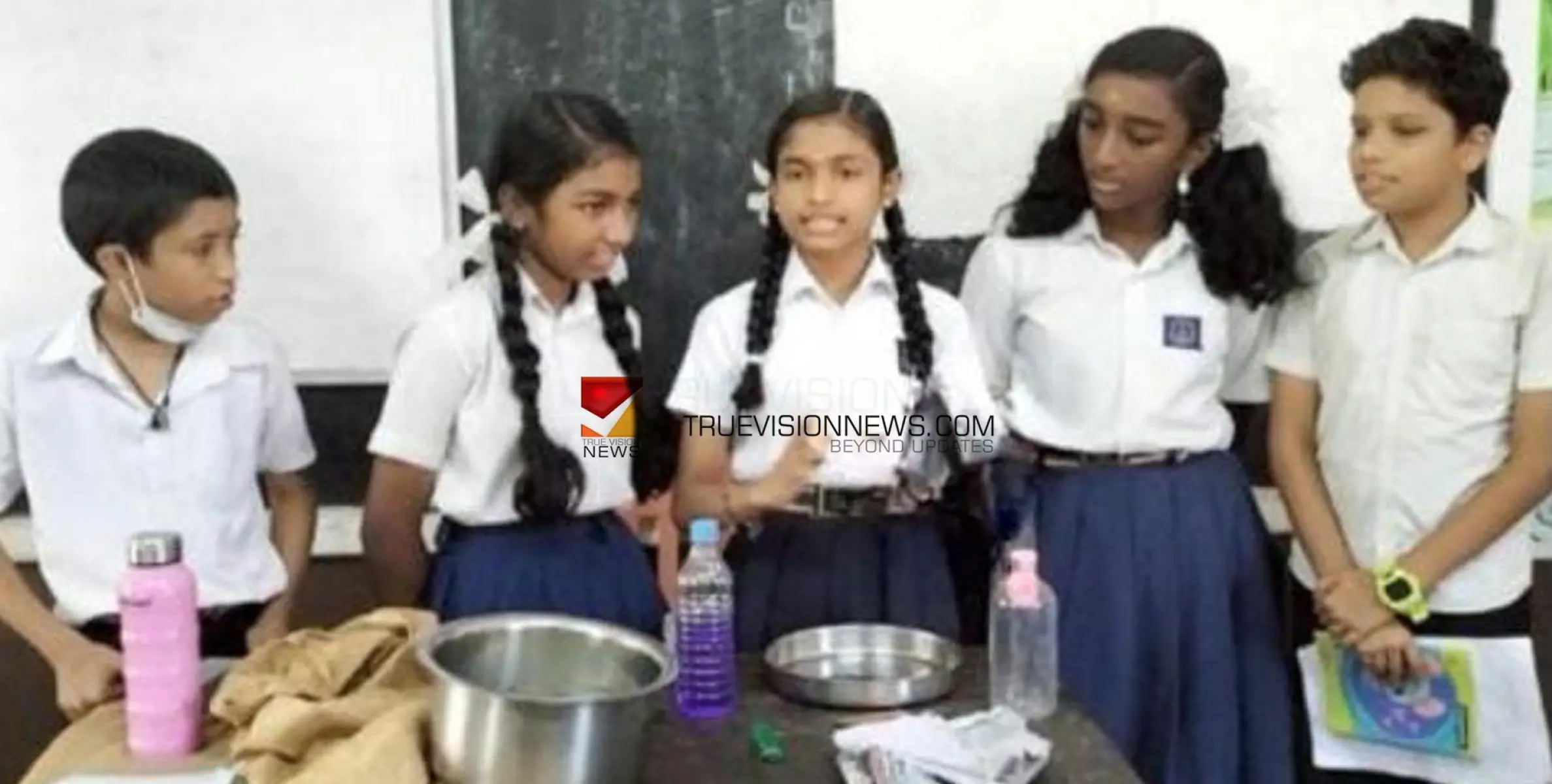 ശാസ്ത്ര കൗതുകം; പരീക്ഷണങ്ങളുമായി എസ്.ജി.എം.എസ്.ബി. വിദ്യാർത്ഥികൾ 