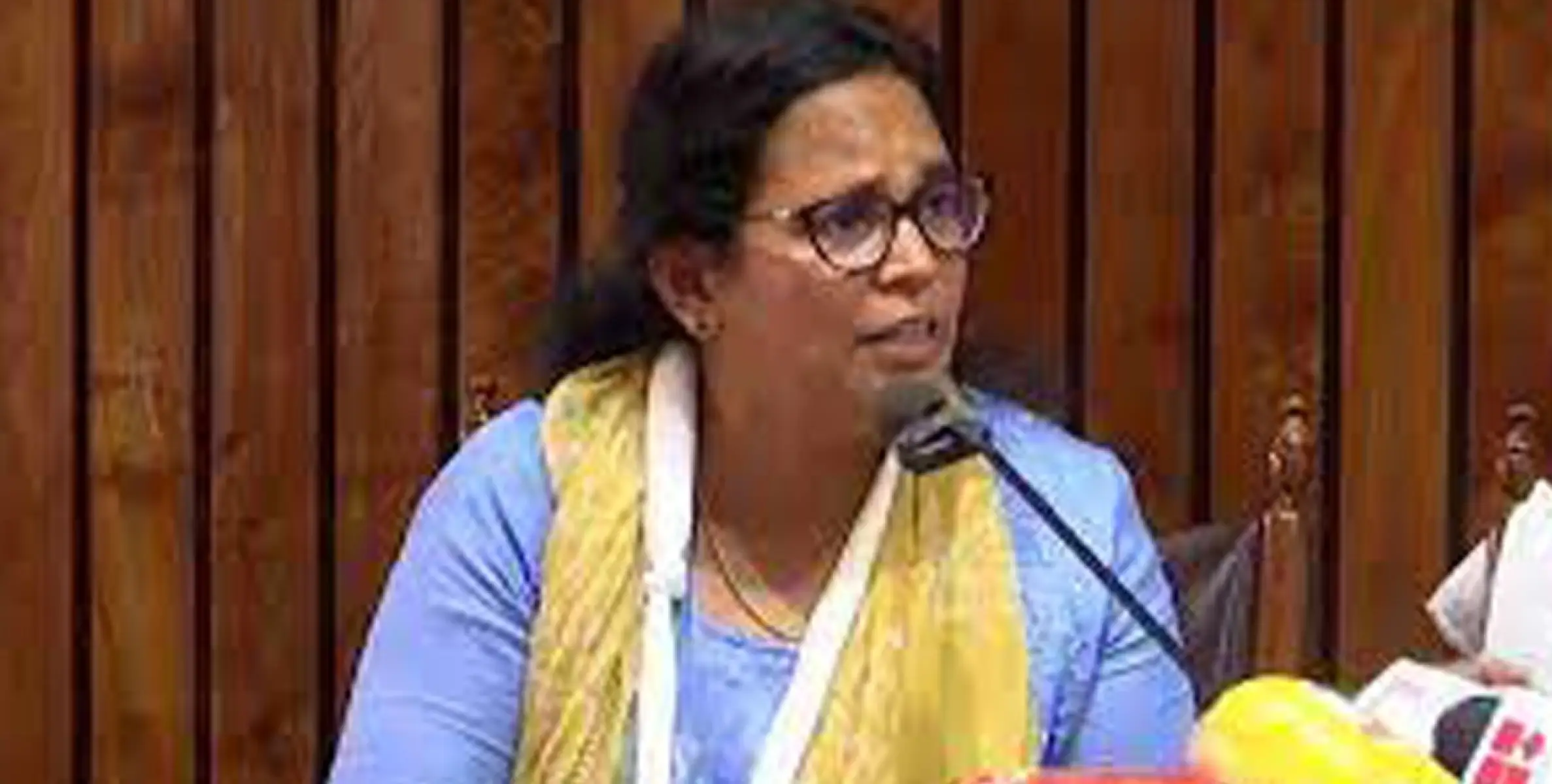 നിയമസഭാ സംഘർഷത്തിൽ വ്യാജ പ്രചരണം ;  സച്ചിൻ ദേവ് എംഎൽഎക്കെതിരെ  സൈബർ സെല്ലിനും,  സ്പീക്കർക്കും പരാതി നൽകി കെ കെ രമ എംഎൽഎ 