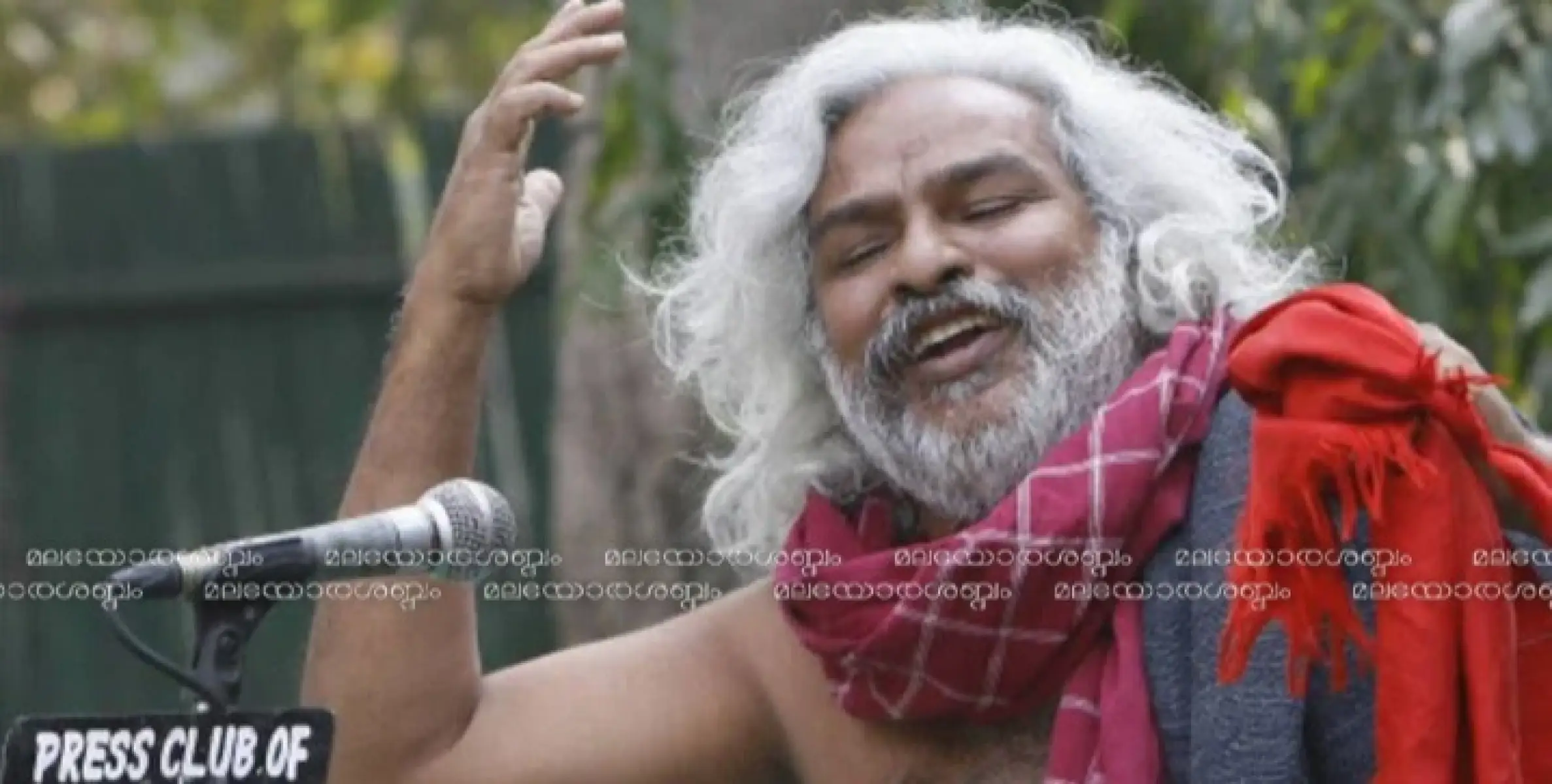 പ്രശസ്ത വിപ്ലവ നാടോടി ഗായകന്‍ ഗദ്ദര്‍  അന്തരിച്ചു.
