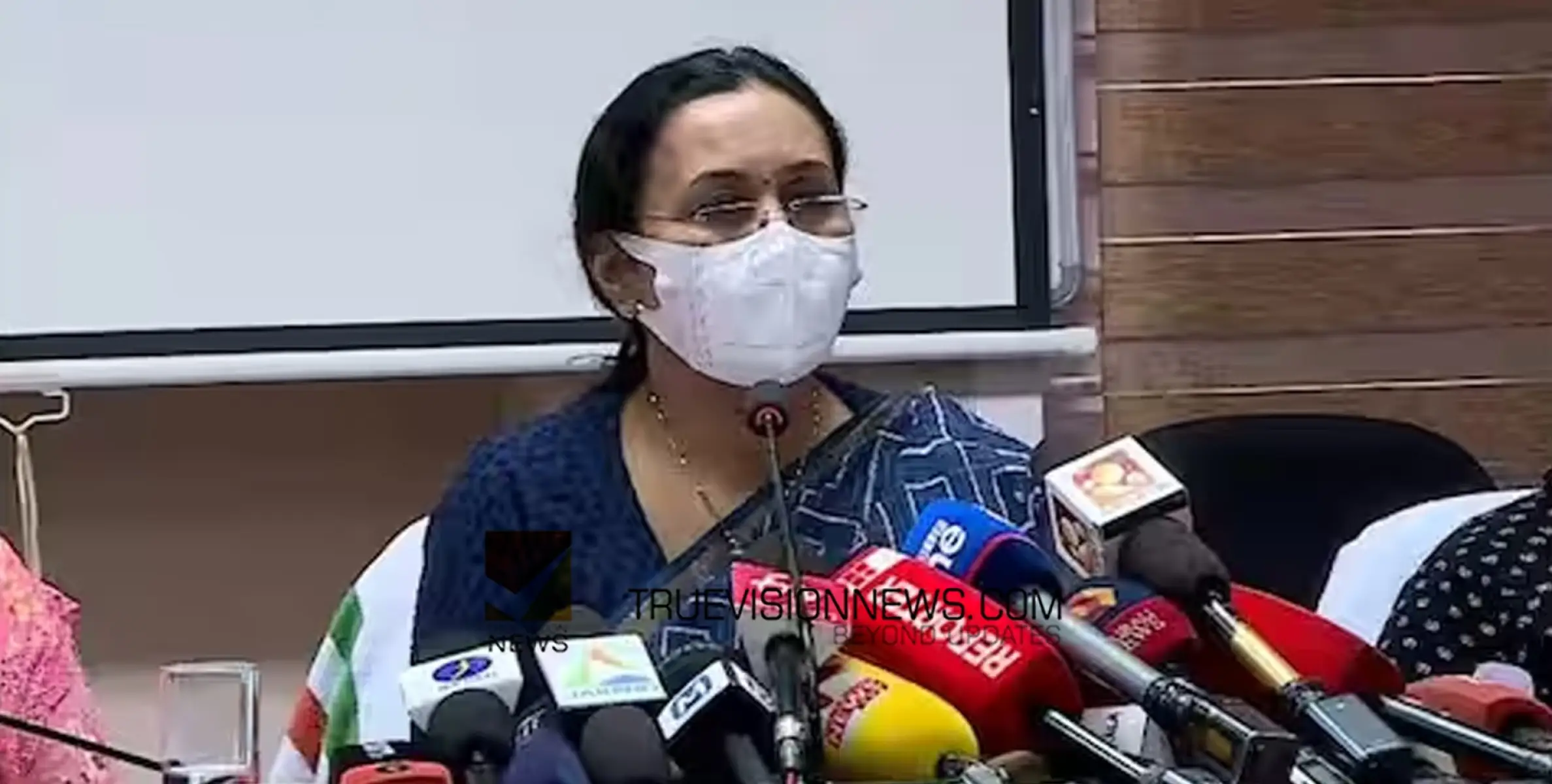 #nipah | സമ്പർക്ക പട്ടികയിൽ 75 പേർ, 16 ടീമുകൾ രൂപീകരിച്ചു; ആശുപതികളിലെ അനാവശ്യ സന്ദർശനങ്ങൾ ഒഴിവാക്കണമെന്നും മന്ത്രി