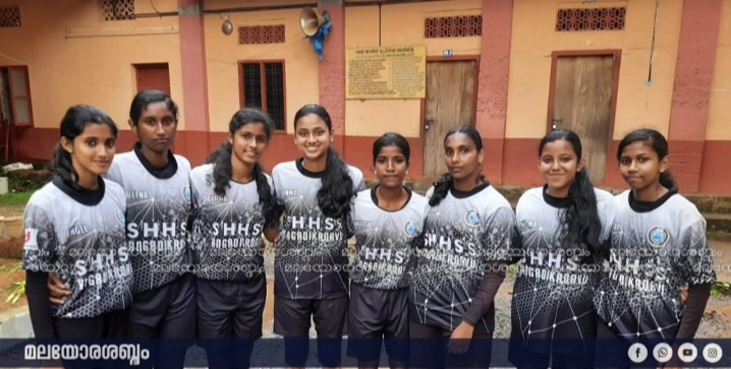 സബ്ജില്ലാ ബാസ്ക്കറ്റ്ബോൾ;  അങ്ങാടിക്കടവ് സേക്രഡ് ഹാർട്ട് എച്ച്എസ്എസ് ജേതാക്കൾ.