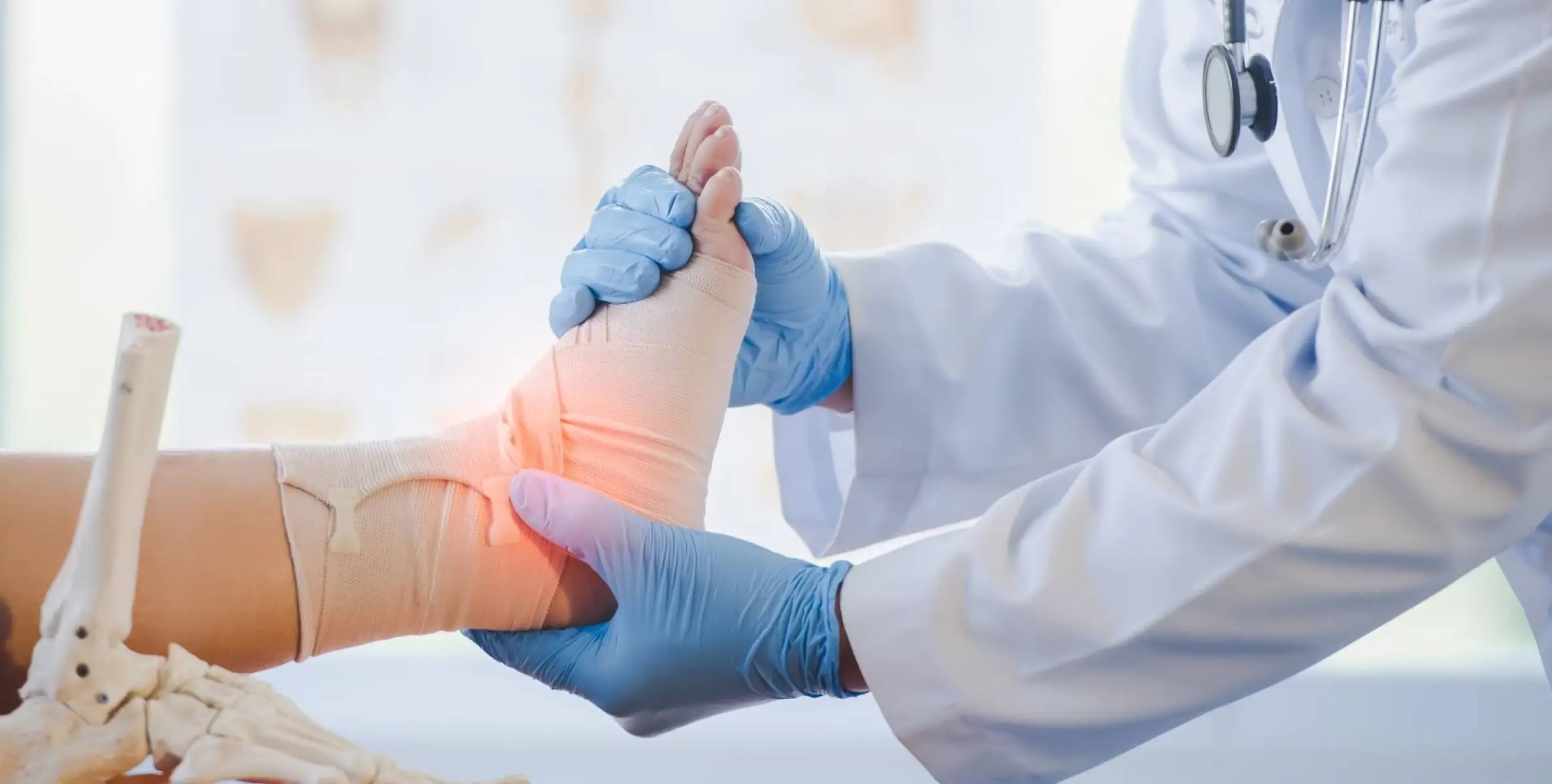 #orthopedic | അസ്ഥി രോഗ വിഭാഗം; ഡോ. ജുനൈദ് വളയം സിറ്റിമെഡ് കെയർ ആൻഡ് ക്യൂർ പോളി ക്ലിനിക്കിൽ
