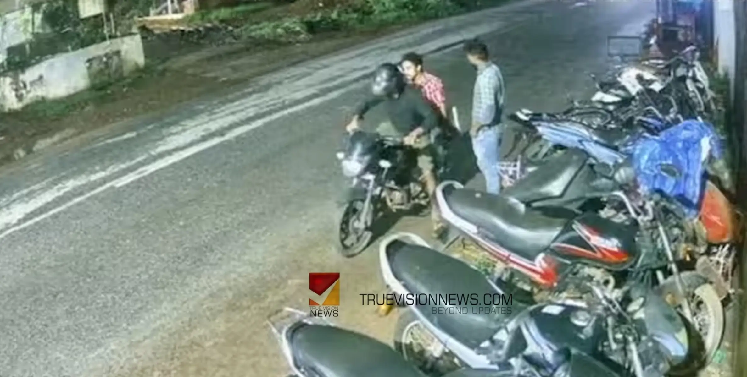 #police | കോഴിക്കോട്  പോലീസ് ഉദ്യോഗസ്ഥനെ കുത്തിപ്പരിക്കേല്‍പ്പിച്ച മോഷണക്കേസ് പ്രതിക്കെതിരെ കാപ്പ ചുമത്തും