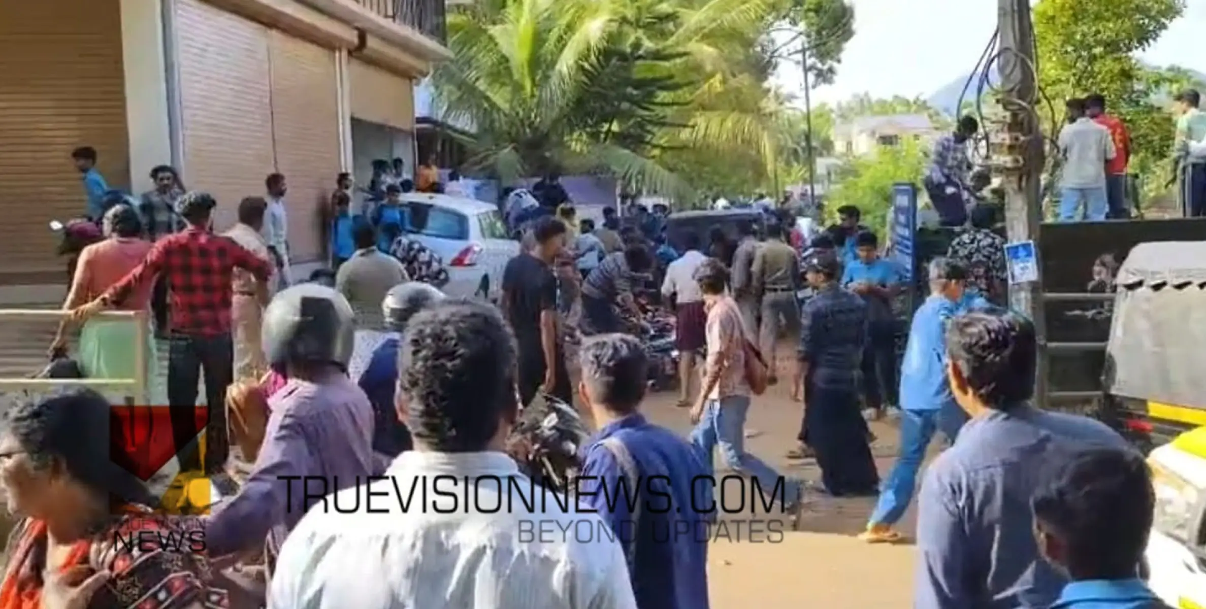 #Clash |  കോഴിക്കോട് സ്‌കൂളില്‍ ഫുട്‌ബോള്‍ മത്സരങ്ങള്‍ക്കിടെ വിദ്യാർത്ഥികൾ തമ്മില്‍ സംഘര്‍ഷം; പരിക്ക് 