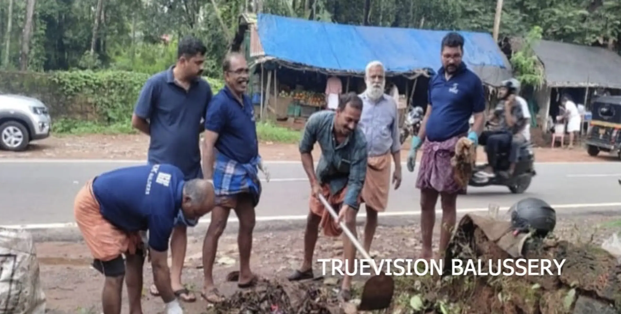 #NANMANDA|നന്മണ്ട 13 ആക്കാംപറമ്പത്ത് സഹായി  സംഘം ശുചീകരണം നടത്തി