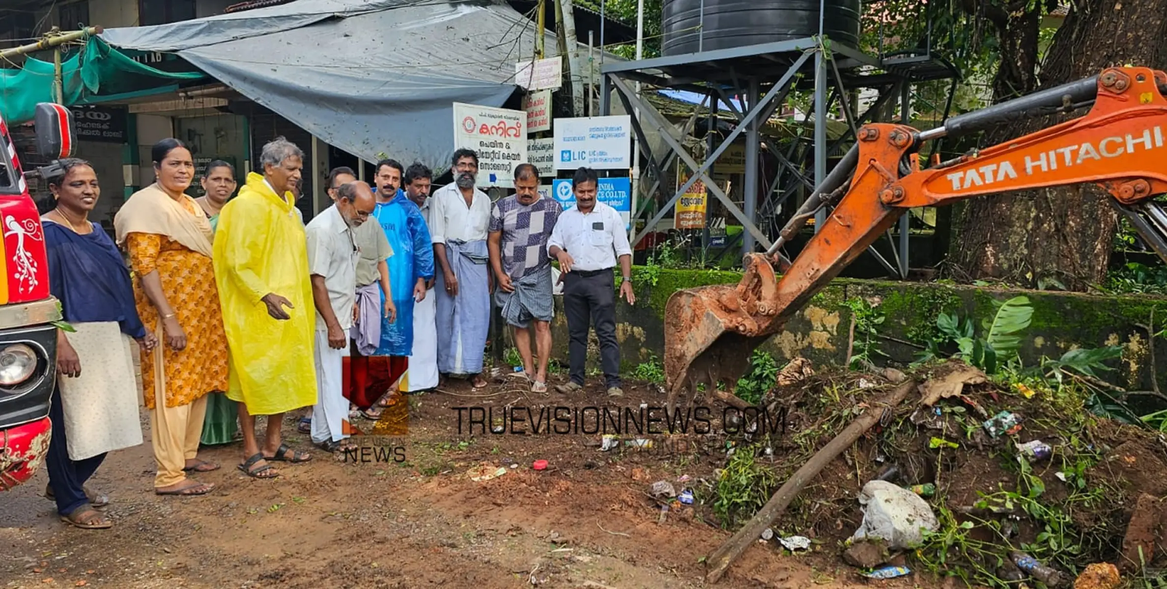 #gandhijayanti | ഗാന്ധിജയന്തിയോടനുബന്ധിച്ച്  മുക്കാളി ടൗൺ ശുചീകരിച്ചു