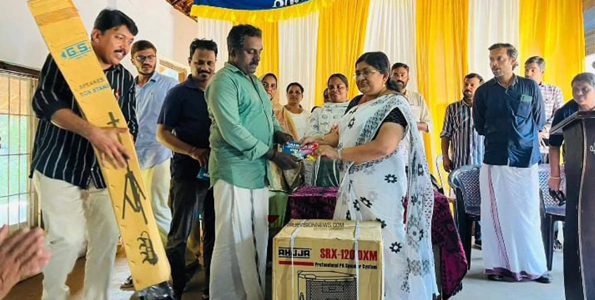 #Classmates | കരുണ സ്പർശം; സഹപാഠികൾ ഇനി ജ്വലിക്കുന്ന ഓർമ്മ