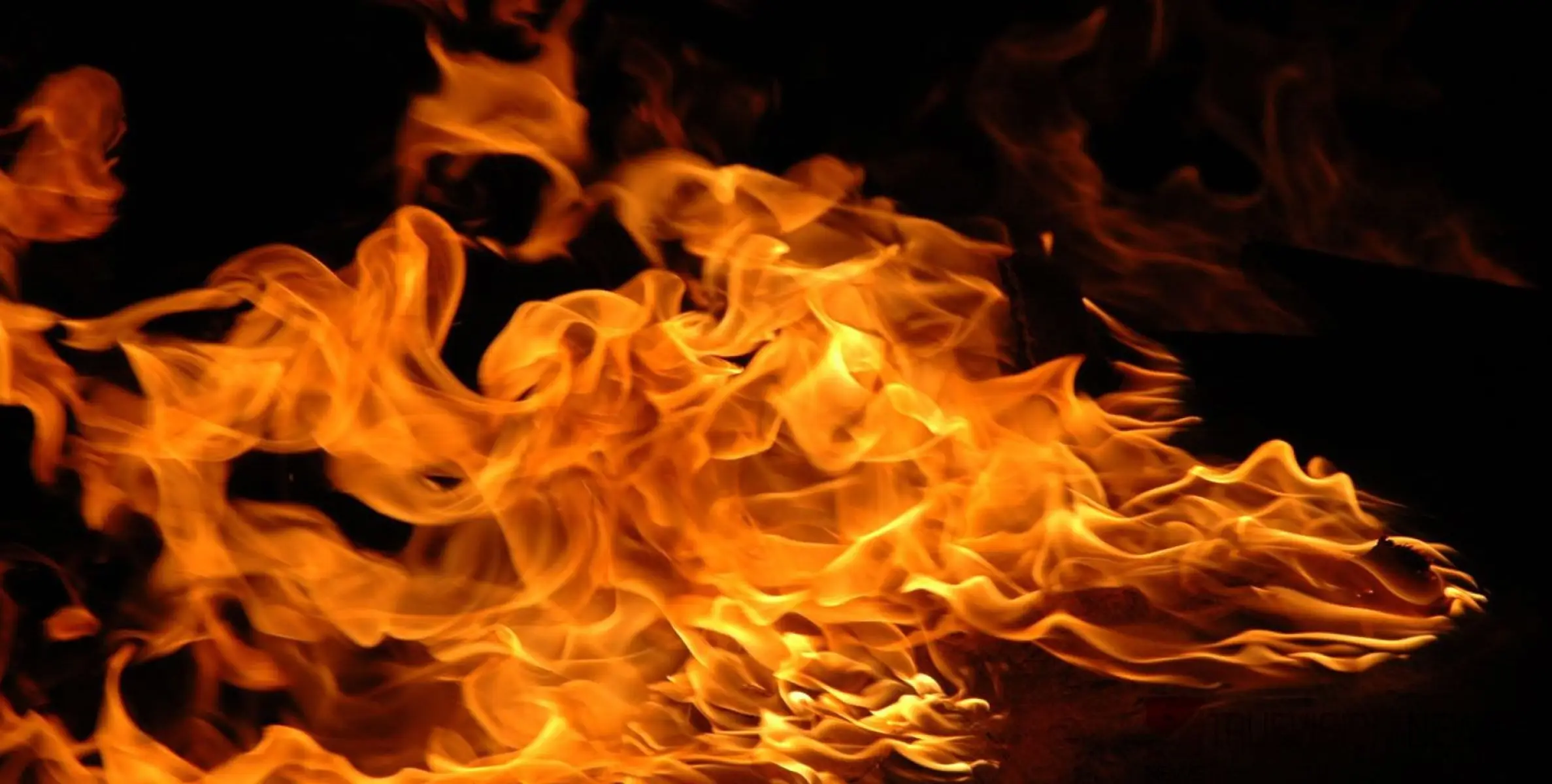 #FIRE | നി​സ്​​വ​യി​ൽ വ​ർ​ക്ക്​​ഷോ​പ്പി​ൽ തീ​പി​ടി​ത്തം; ഒ​രാ​ൾക്ക് ദാരുണാന്ത്യം 
