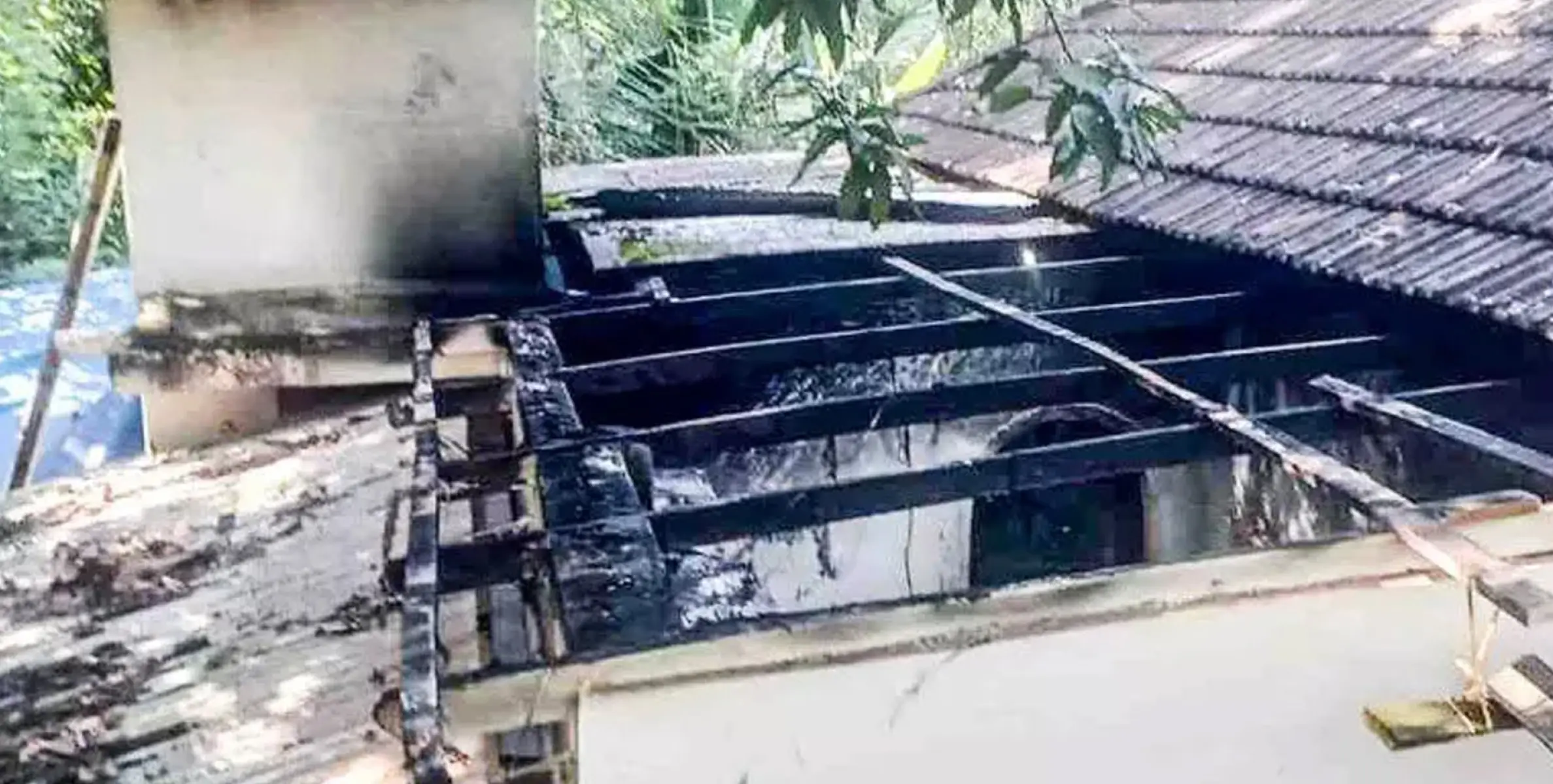 #fridgeblast |  ഫ്രി​ഡ്ജ് പൊ​ട്ടി​ത്തെ​റി​ച്ച്​ വീ​ടി​ന്‍റെ മേ​ൽ​ക്കൂ​ര ത​ക​ർ​ന്നു