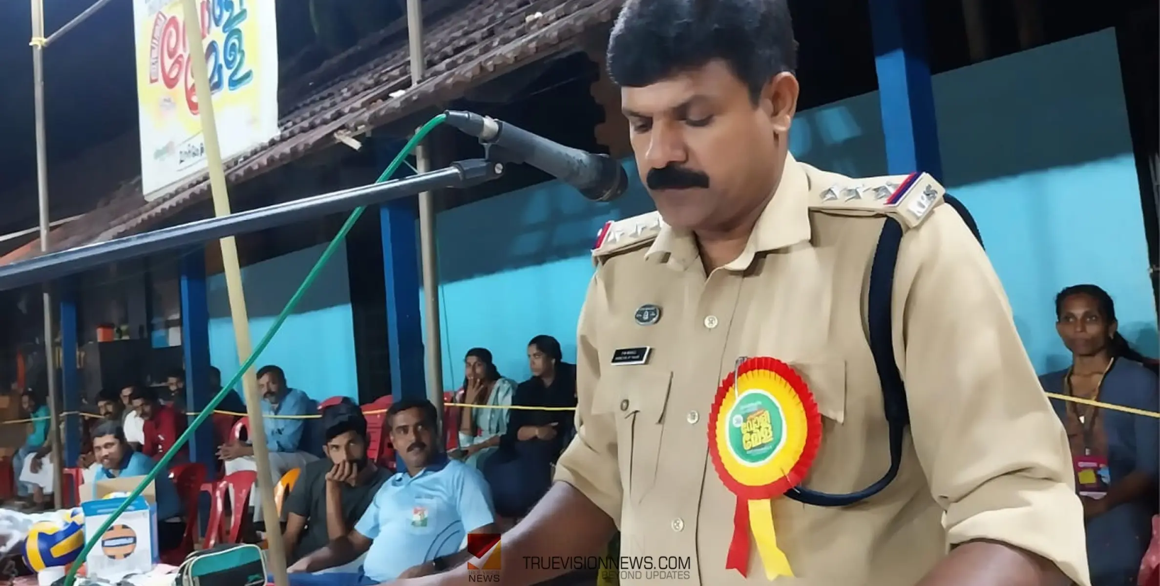 #volleyball | നവതരംഗം കലാ-കായികവേദി; തിരുവള്ളൂരിൽ ജില്ലാതല വോളിവോൾ മേള തുടങ്ങി 