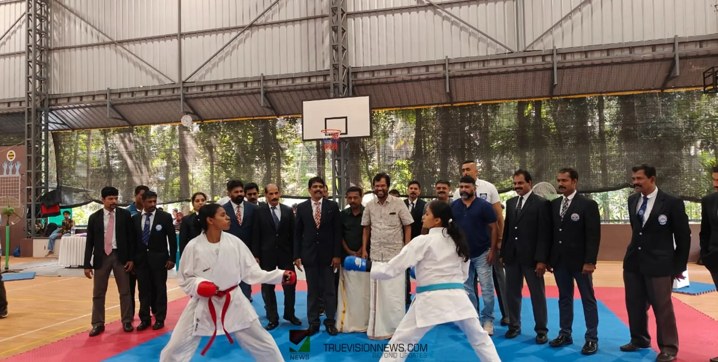 #karatechampionship | ജില്ലാ കരാട്ടെ ചാമ്പ്യൻഷിപ്പ് മേമുണ്ട അൾട്ടിമാക്സ് കരാട്ടെ ക്ലബ് ജേതാക്കളായി 