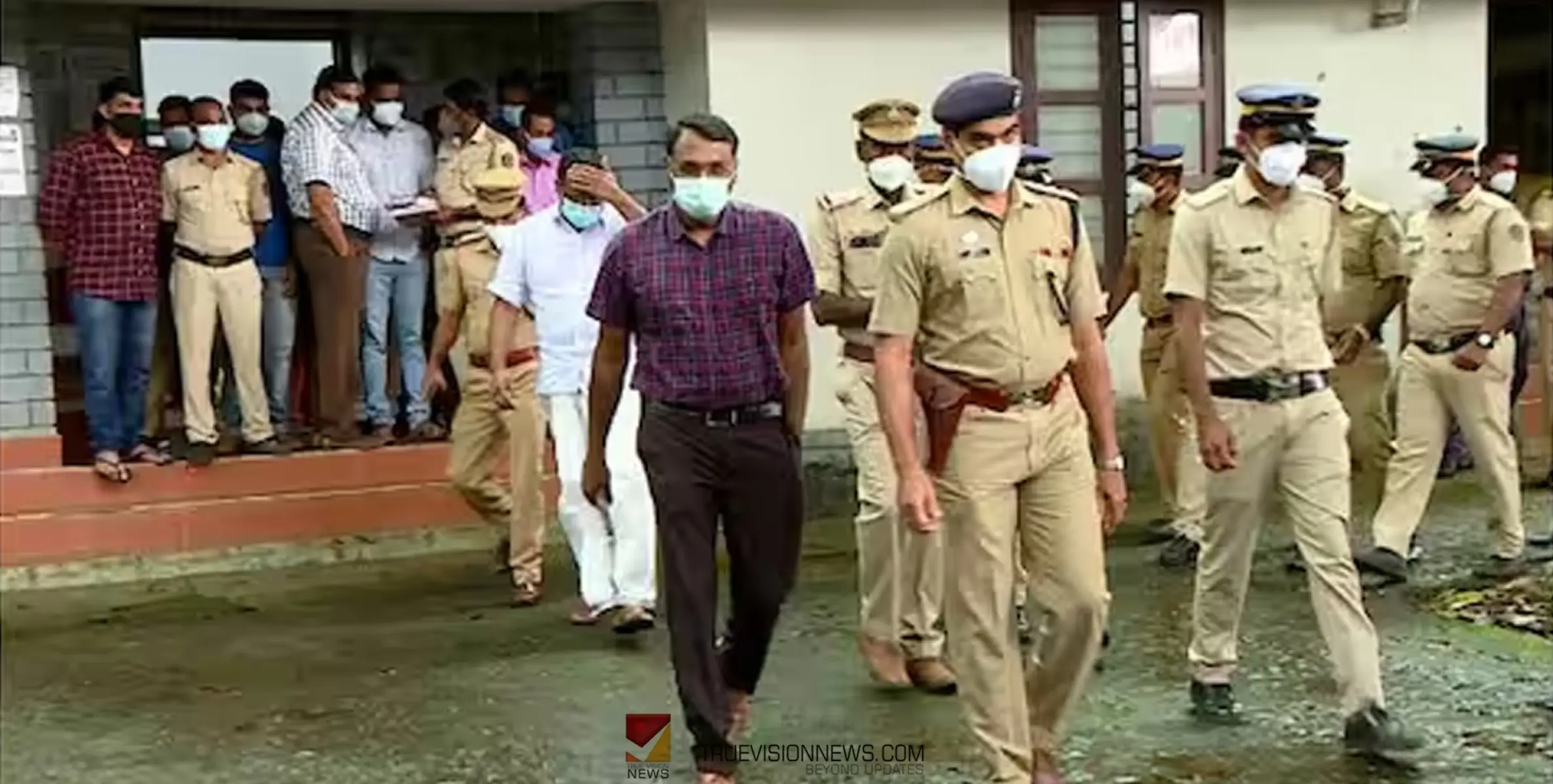 #chargesheet | അഗസ്റ്റിൻ സഹോദരങ്ങളുടെ വൻ ഗൂഢാലോചന; മുട്ടിൽ മരംമുറി കുറ്റപത്രത്തിൽ കർഷകരില്ല
