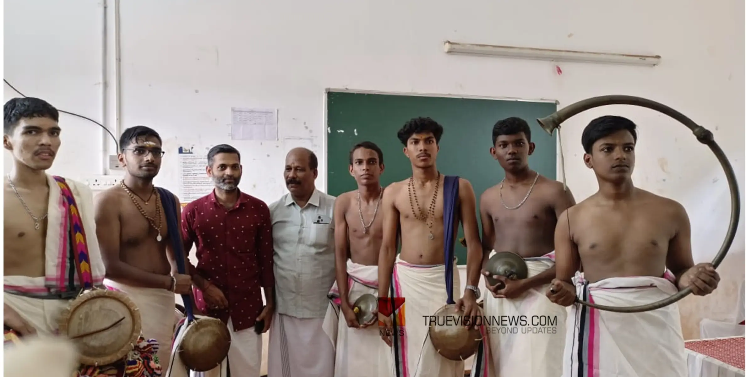 #kozhikoderevenuedistrictkalolsavam| പഞ്ചവാദ്യത്തിൽ പഞ്ചാക്കി സെൻ്റ് ജോസഫ് ബോയ്സ് ഹയർ സെക്കൻഡറി സ്കൂളിലെ ചുണകുട്ടികൾ