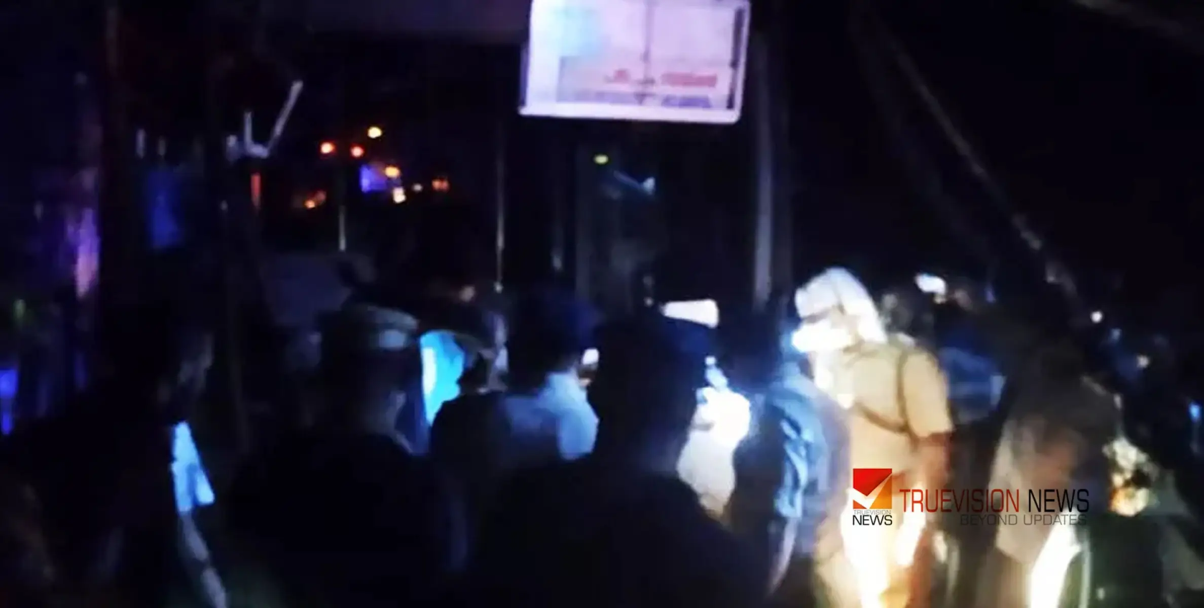 #accident | കെ.എസ്.ആർ.ടി.സി ബസുകൾ കൂട്ടിയിടിച്ച് 30 ശബരിമല തീർഥാടകർക്ക് പരിക്ക്