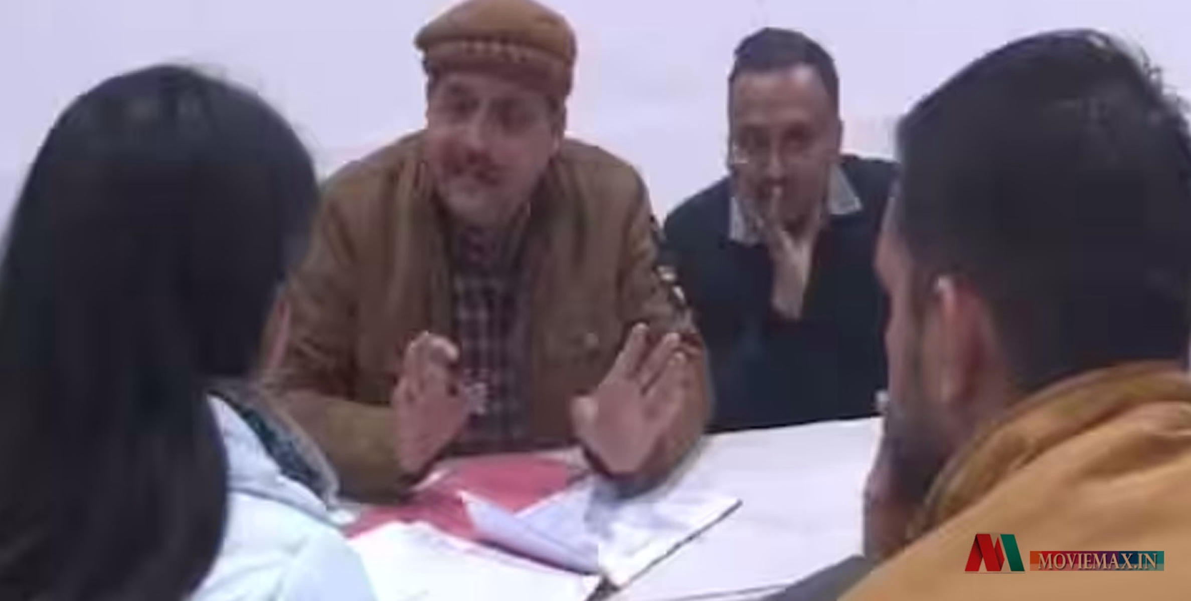 #viral | ഭാര്യ ന​ഗരത്തിൽ പ്രശസ്ത, തനിക്കതിഷ്ടമല്ല, വിവാഹമോചനം വേണമെന്ന് ഭർത്താവ്