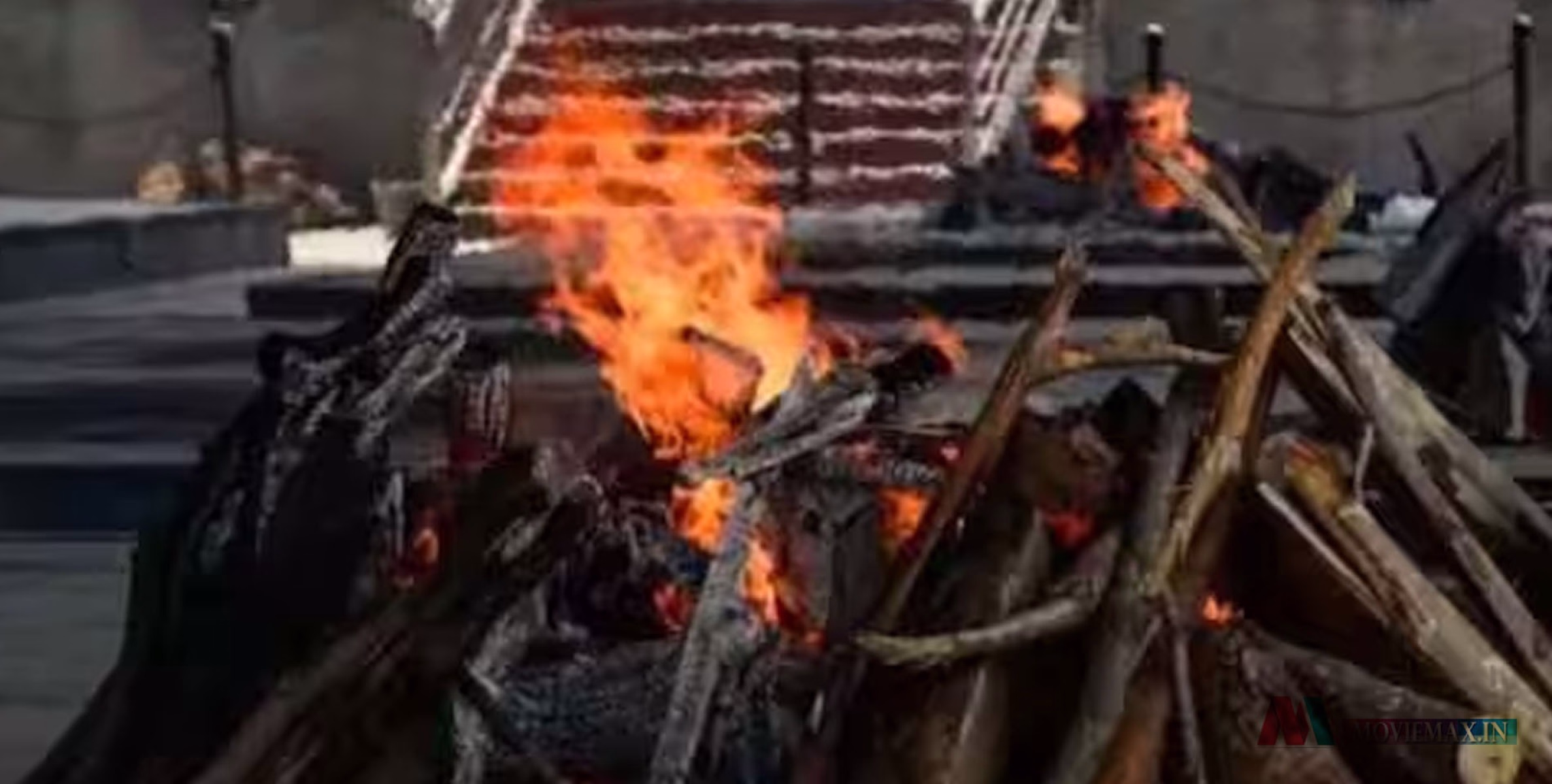 #viral | ചിതയ്ക്ക് തീ കൊളുത്താൻ പോകവേ പെട്ടെന്ന് കണ്ണ് തുറന്ന് സ്ത്രീ! സംസ്കാര ചടങ്ങുകൾക്ക് എത്തിയവർ ഒന്നടങ്കം ഞെട്ടി