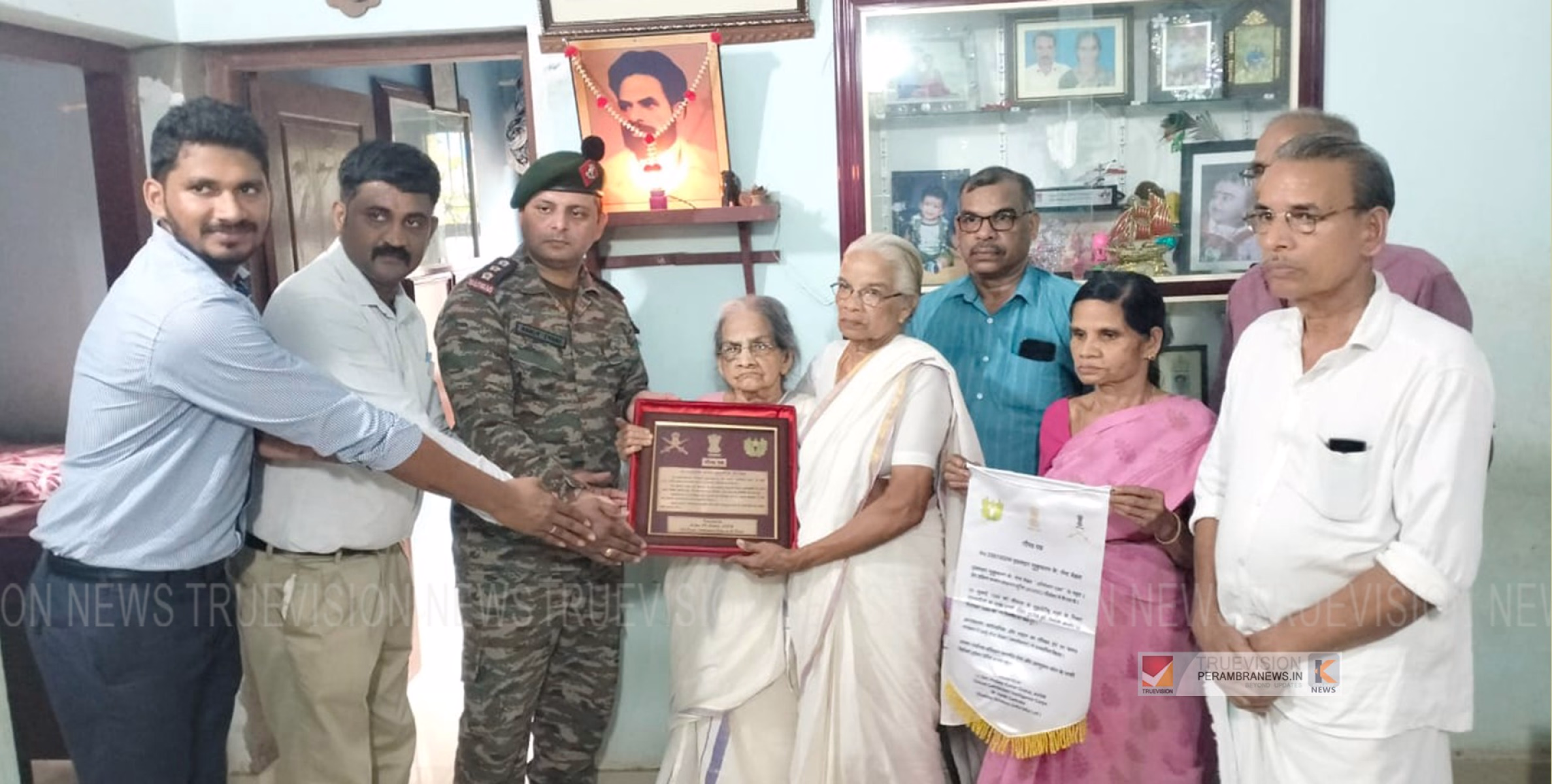 ധീര ജവാന്‍ കൈനോളി സുകുമാരന് ആദരം