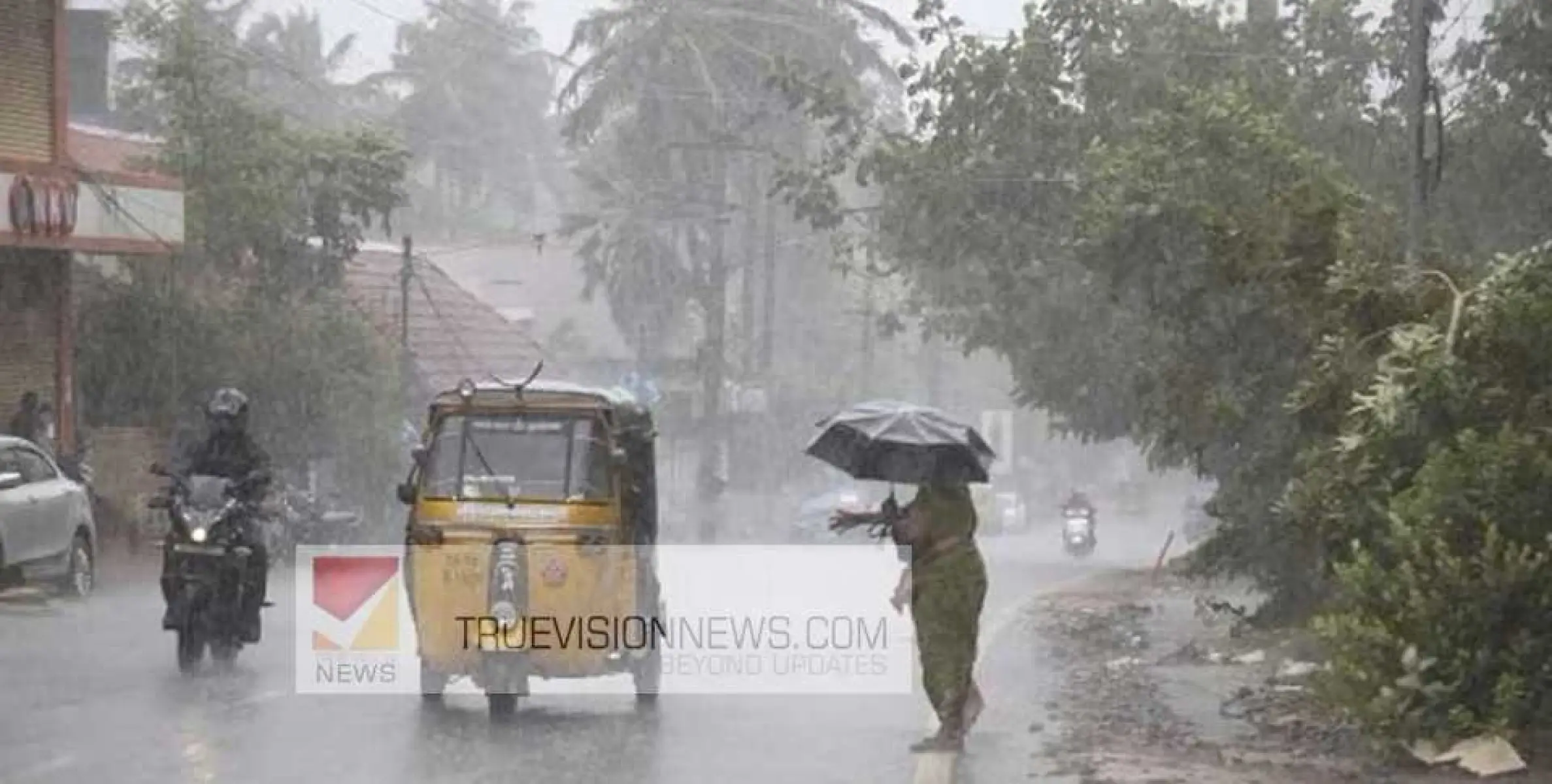 സംസ്ഥാനത്ത് ഇന്നും ശക്തമായ മഴയ്ക്ക് സാധ്യത; നാല് ജില്ലകളില്‍ യെല്ലോ അലര്‍ട്ട്