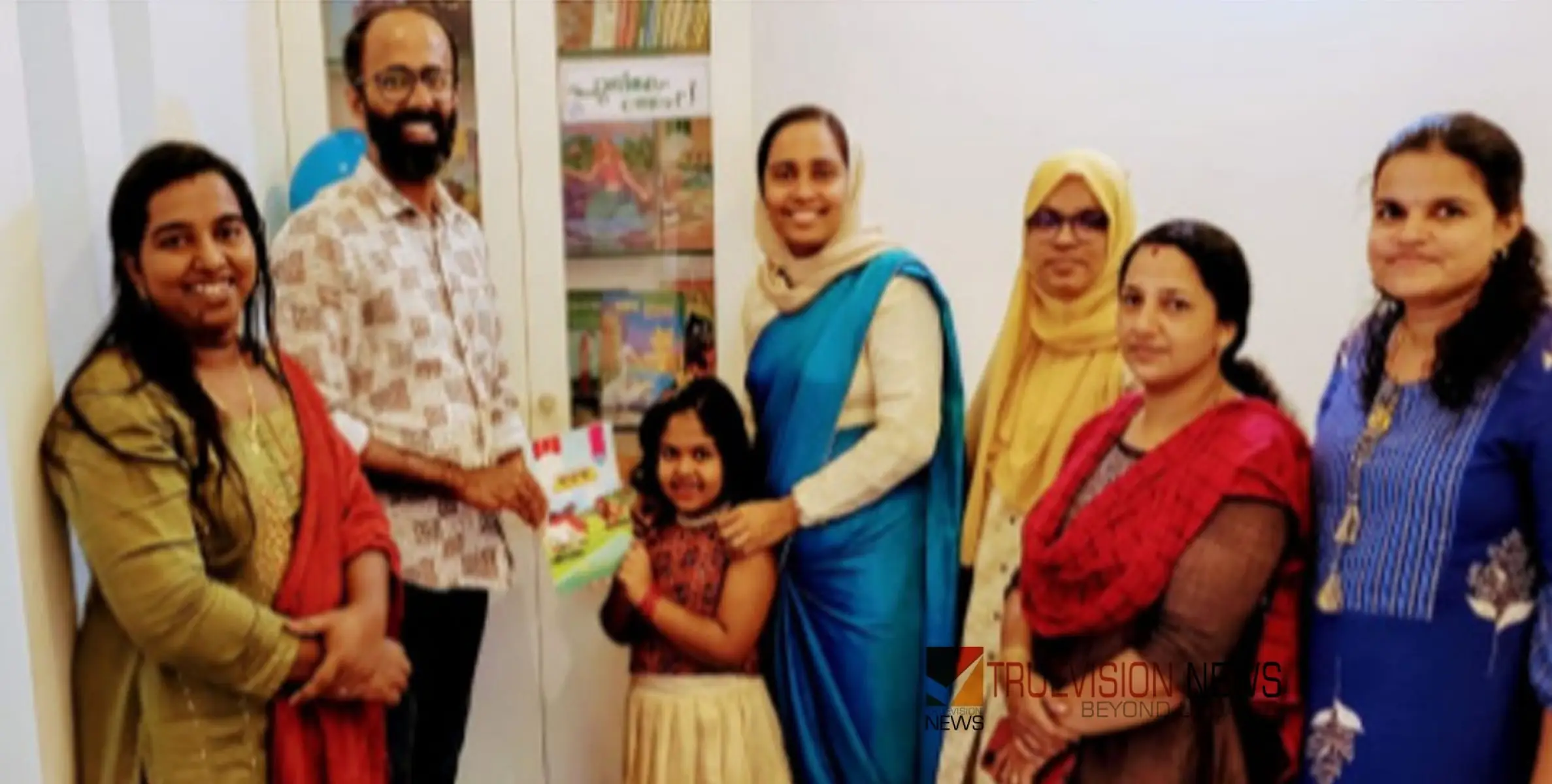 #library | വീട്ടിലൊരു കുഞ്ഞു ലൈബ്രറി പദ്ധതി ഉദ്ഘാടനം ചെയ്തു.