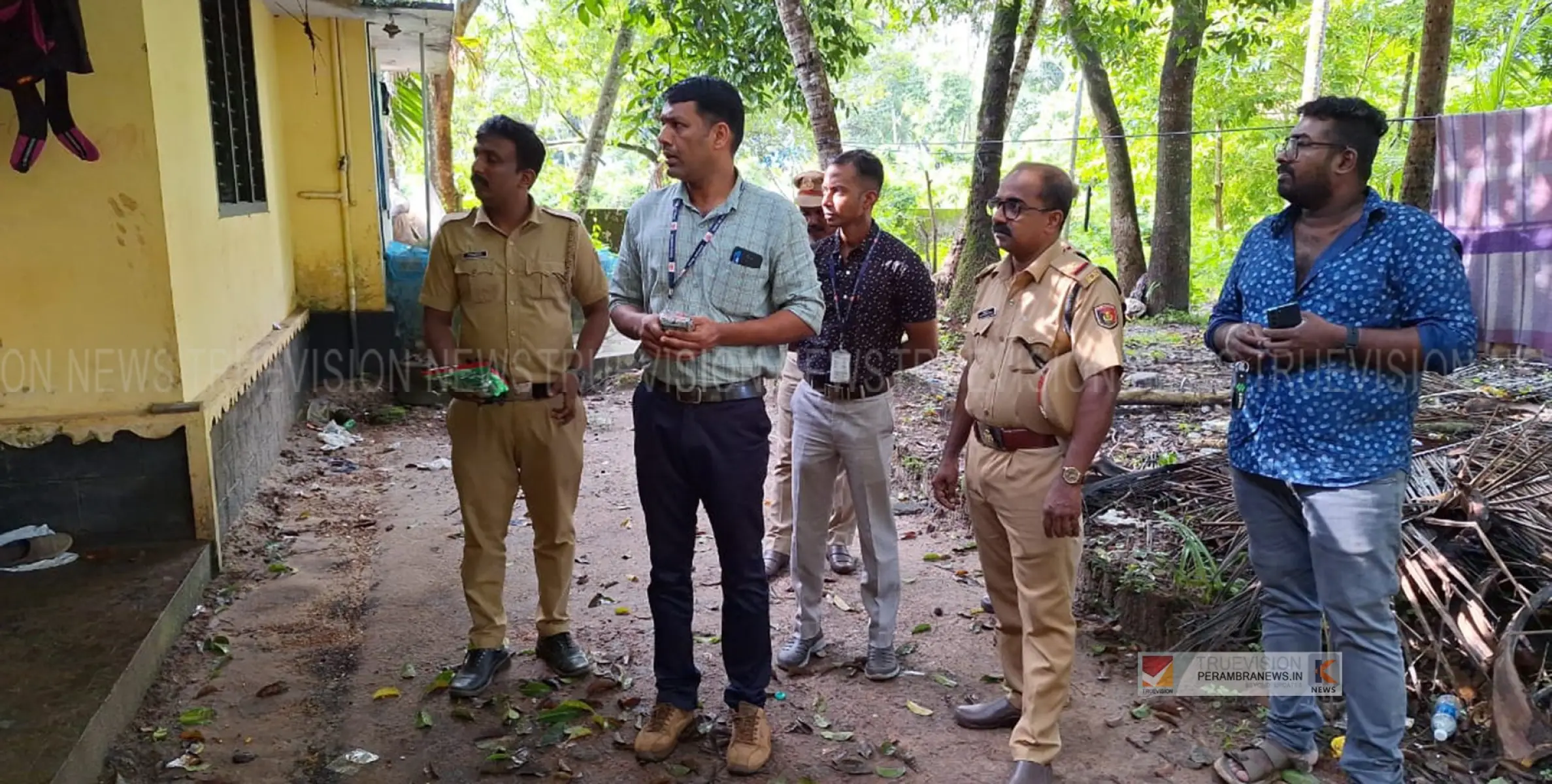 ലഹരി ഉപയോഗം,വില്‍പ്പന സംയുക്ത സ്‌ക്വാഡ് മിന്നല്‍ പരിശോധന നടത്തി. 