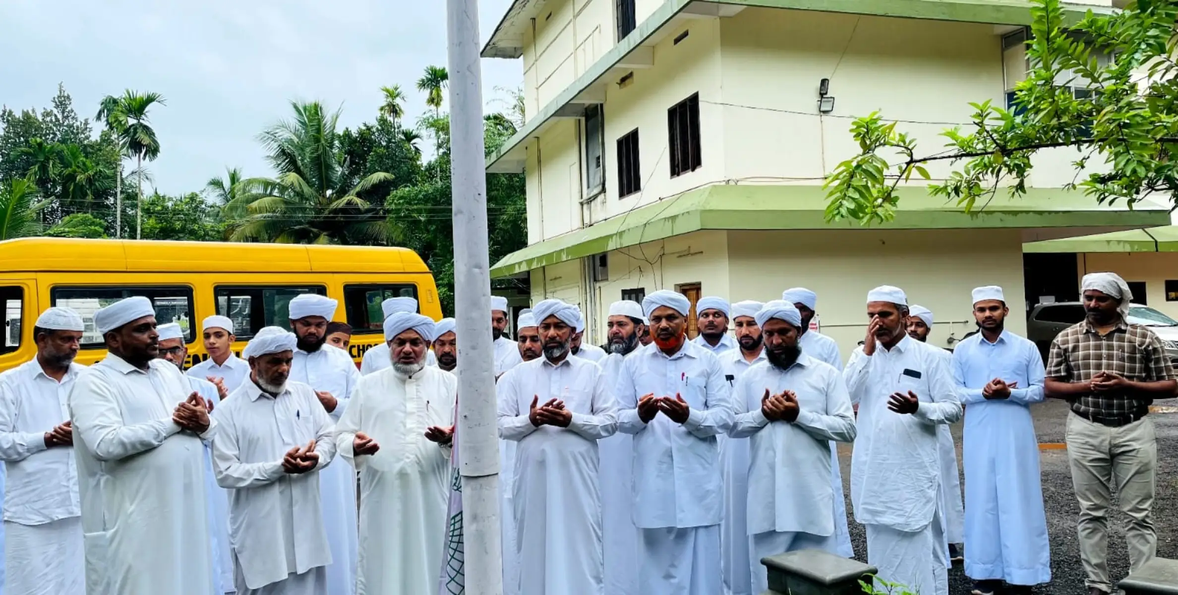 'സമസ്ത'  സ്ഥാപക ദിനം ആഘോഷിച്ചു