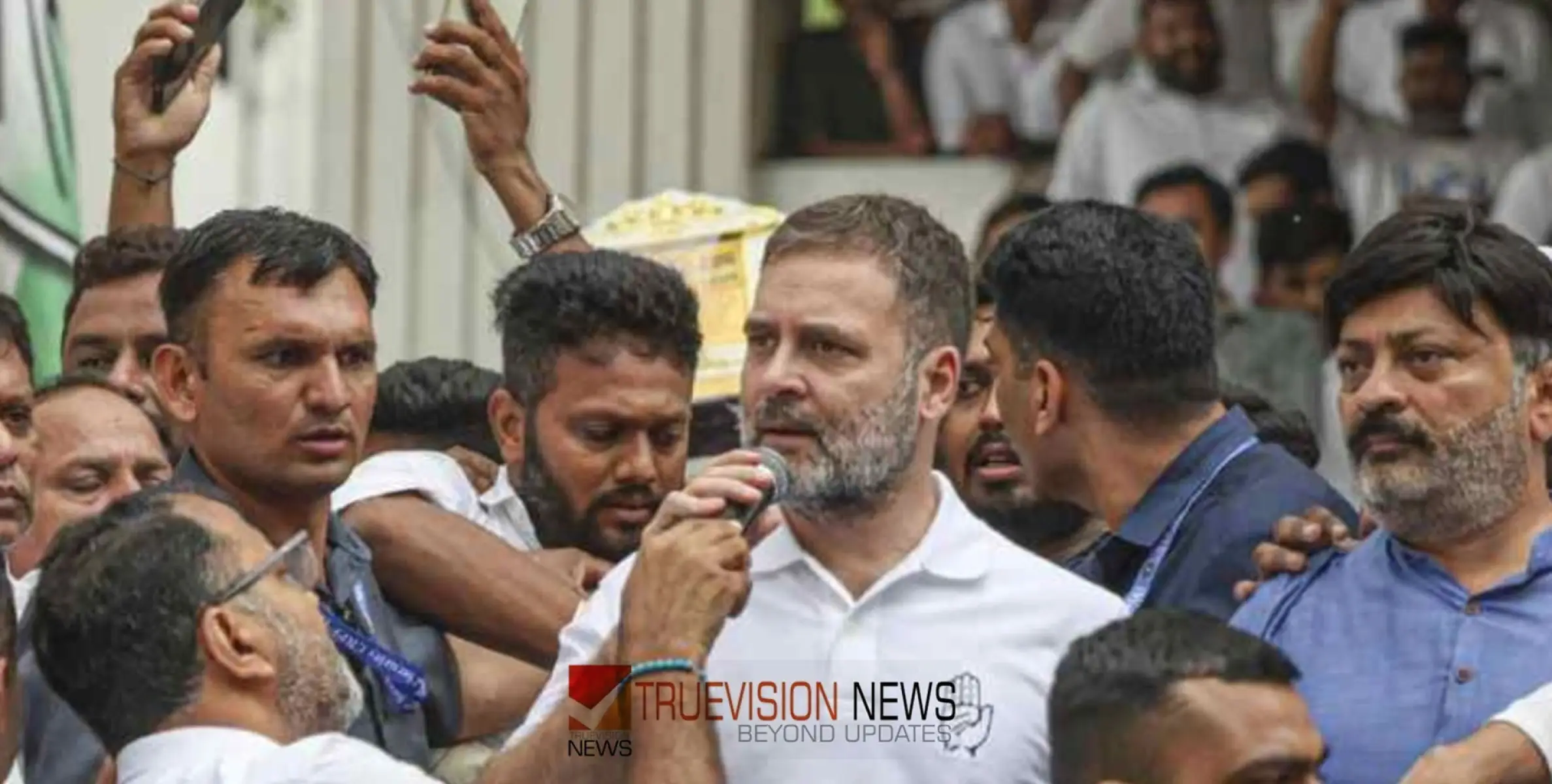 #RahulGandhi | ‘പ്രധാനമന്ത്രി മണിപ്പൂർ സന്ദർശിക്കാൻ തയാറാകണം, ജനങ്ങളുടെ വേദനയും ആശങ്കകളും കേൾക്കണം’ - രാഹുൽ ഗാന്ധി 