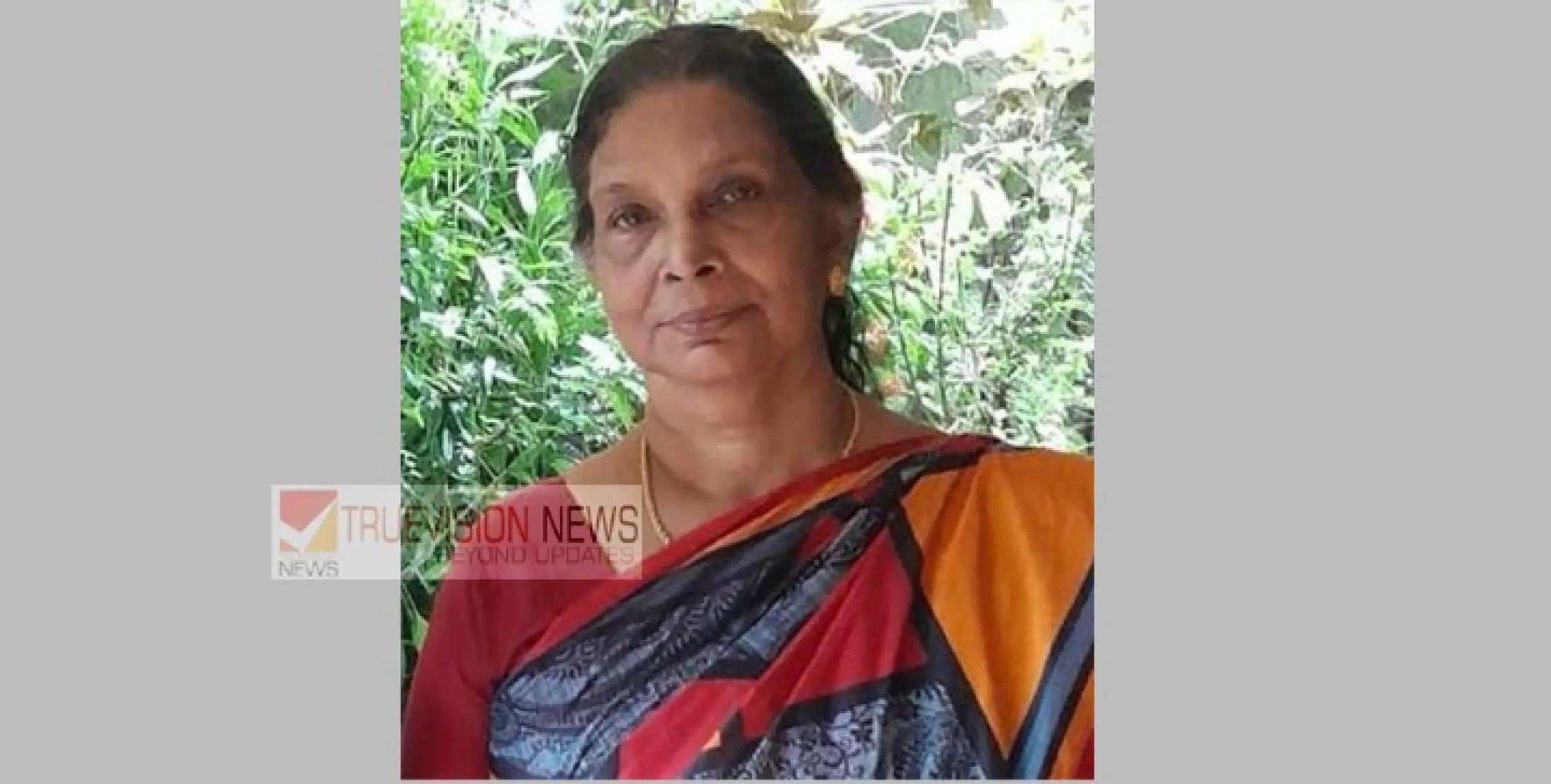 പന്തക്കൽ  കളഭം നിവാസിൽ പത്മിനി (70) നിര്യാതയായി.