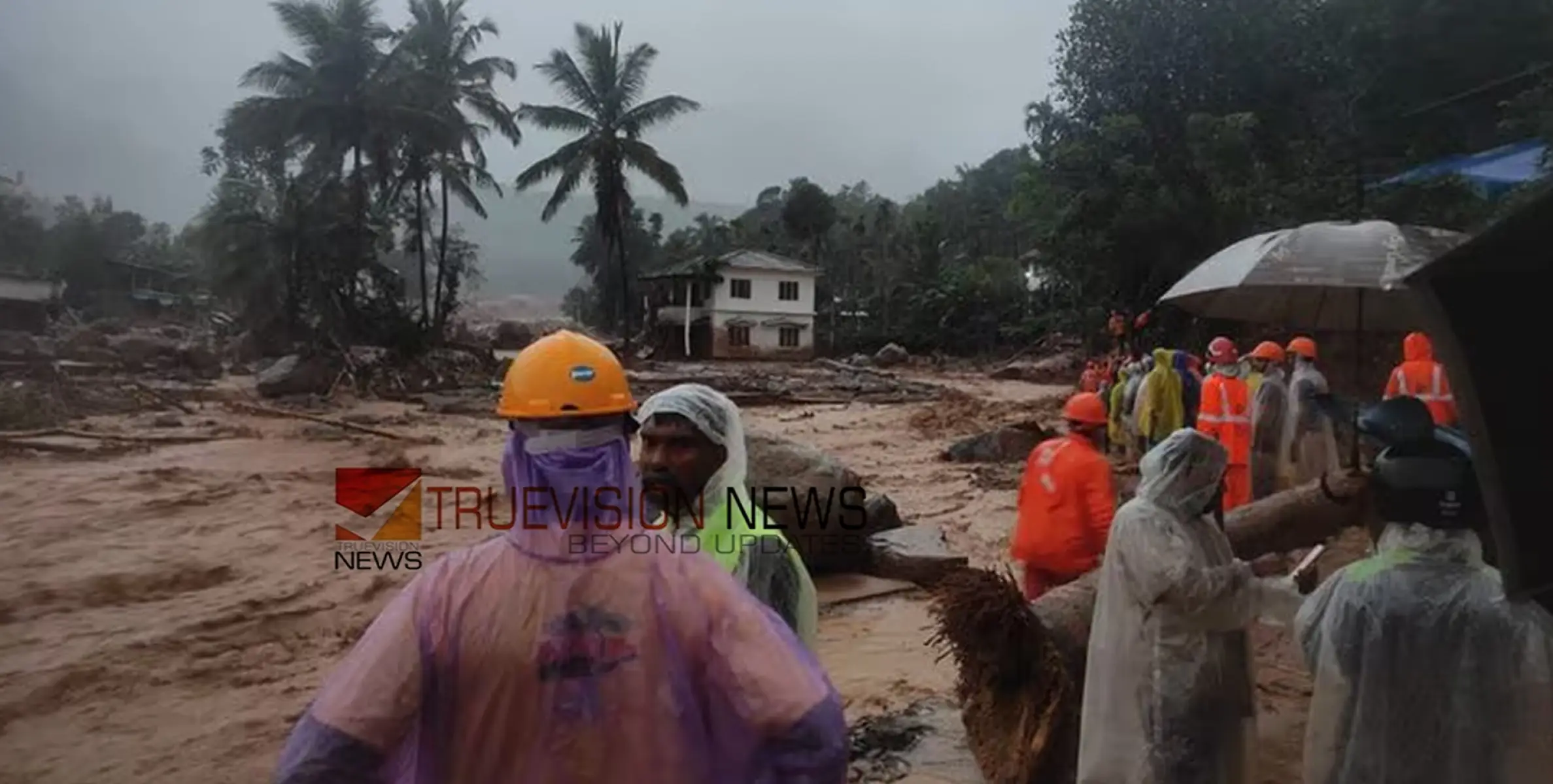 #wayanadMudflow | ഉരുള്‍പൊട്ടല്‍: വ്യോമസേനാ ഹെലിക്കോപ്റ്ററുകള്‍ വയനാട്ടിലേക്ക്; എയര്‍ലിഫ്റ്റിങ്ങിന് നീക്കം