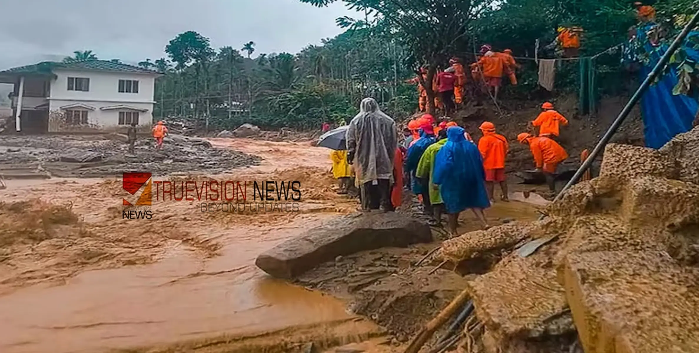 #wayanadMudflow | ഒരു രാത്രികൊണ്ട് നഷ്ടമായത് കുടുംബത്തിലെ 40 പേരെ, കിട്ടിയത് ആറ് മൃതദേഹം മാത്രം,  നിസ്സഹായനായി നാസർ