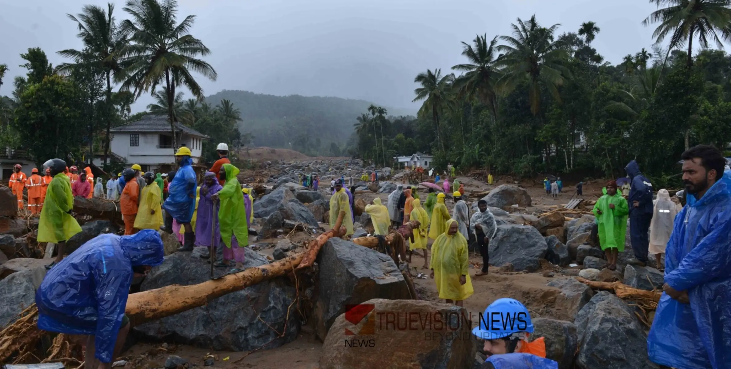 #Wayanadmudflow | ഷിരൂരില്‍ ഉപയോഗിച്ച ഡ്രോണുമായി വയനാട്ടില്‍ മൃതദേഹങ്ങള്‍ക്കായി നാളെമുതല്‍ പരിശോധന നടത്തും 