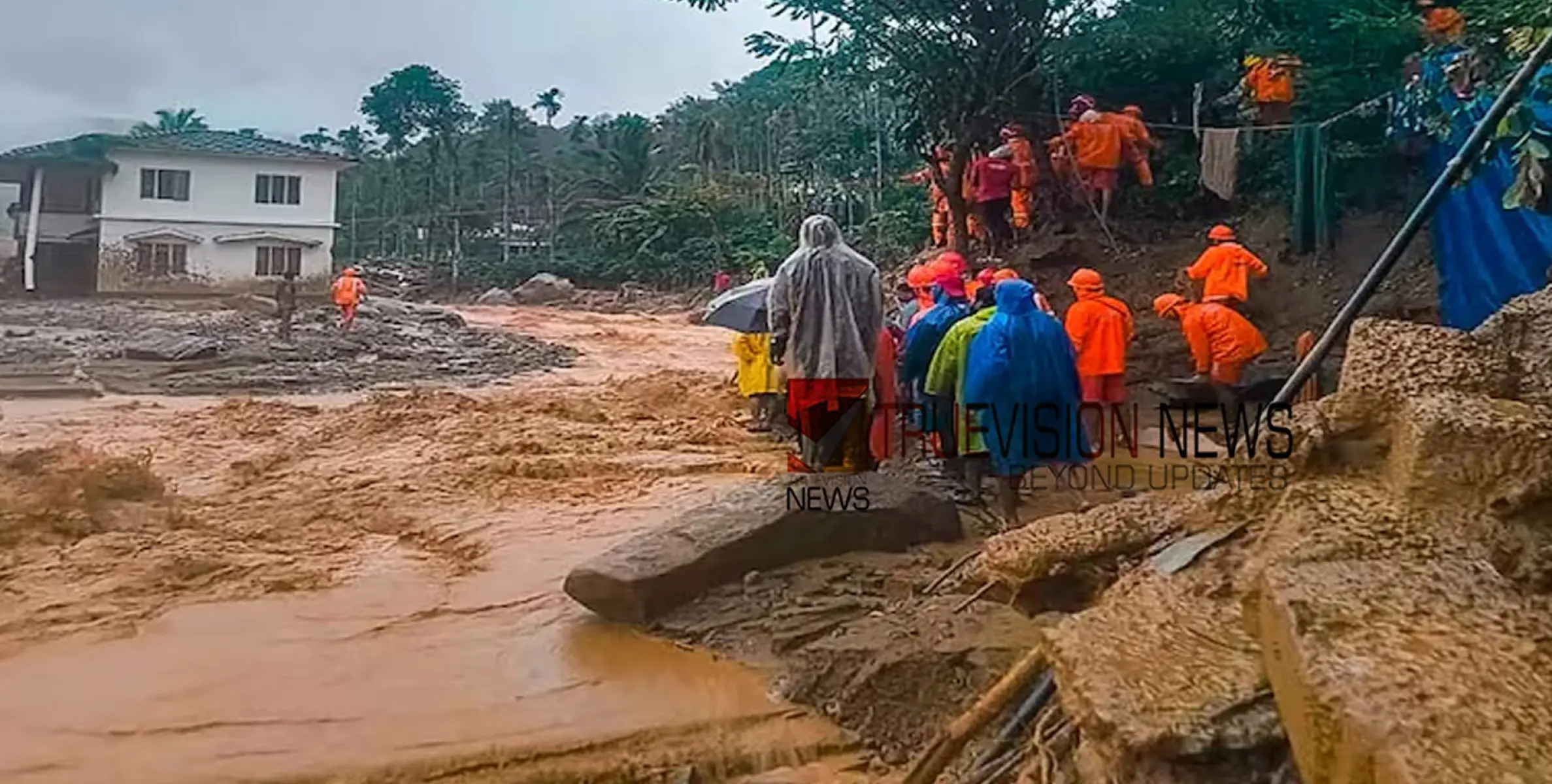 #wayanadLandslides |  'കൈ, കാല്‍ എന്നിങ്ങനെ മൃതദേഹാവശിഷ്ടങ്ങളാണ് കൂടുതലും; തിരിച്ചറിയാന്‍ ബുദ്ധിമുട്ടാണ്'