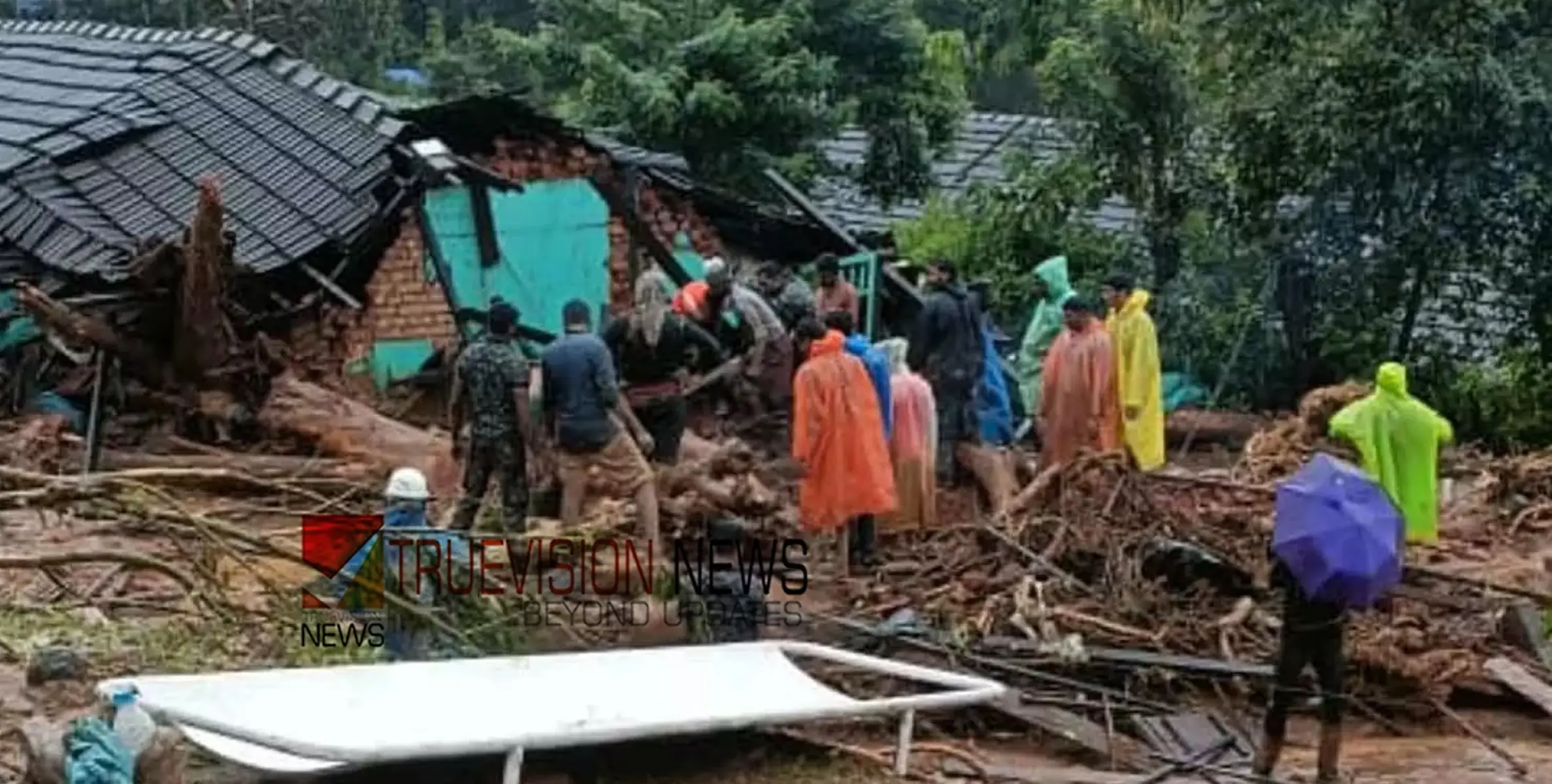 #wayanadLandslides | മുണ്ടക്കൈ ദുരന്തം: സി.പി.എം എം.പിമാർ ഒരു മാസത്തെ ശമ്പളം മുഖ്യമന്ത്രിയുടെ ദുരിതാശ്വാസ നിധിയിലേക്ക് നൽകും