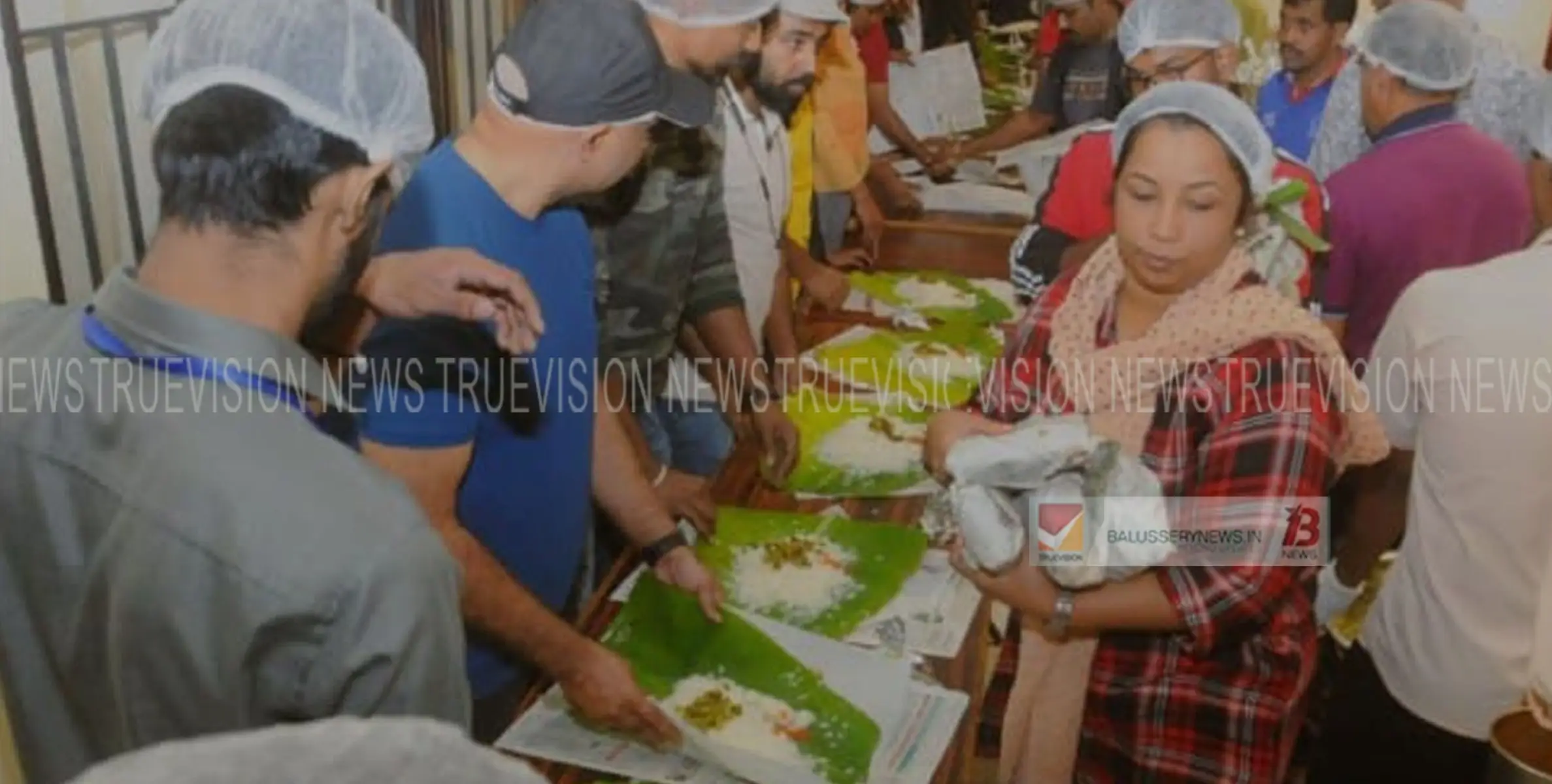 രക്ഷാപ്രവർത്തകർക്കുള്ള ഭക്ഷണം, കമ്യൂണിറ്റി കിച്ചൻ സജീവം