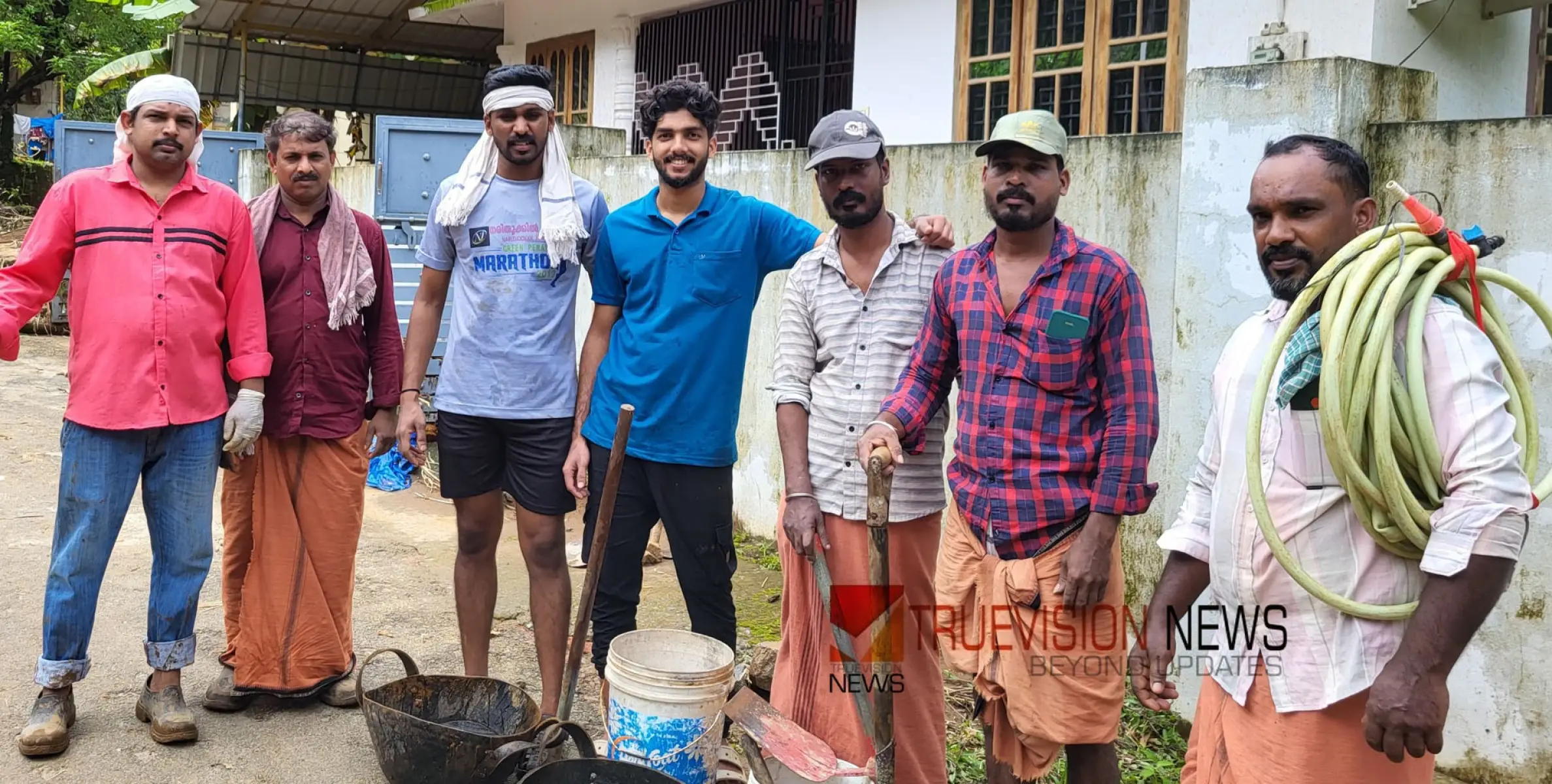 #vilangadlandslide | ദുരന്ത ഭൂമിയിൽ നവധ്വനി ; ഉരുൾപൊട്ടിയ മലയങ്ങാട്ട് വീടുകളും അങ്കണവാടിയും ശുചീകരിച്ചു