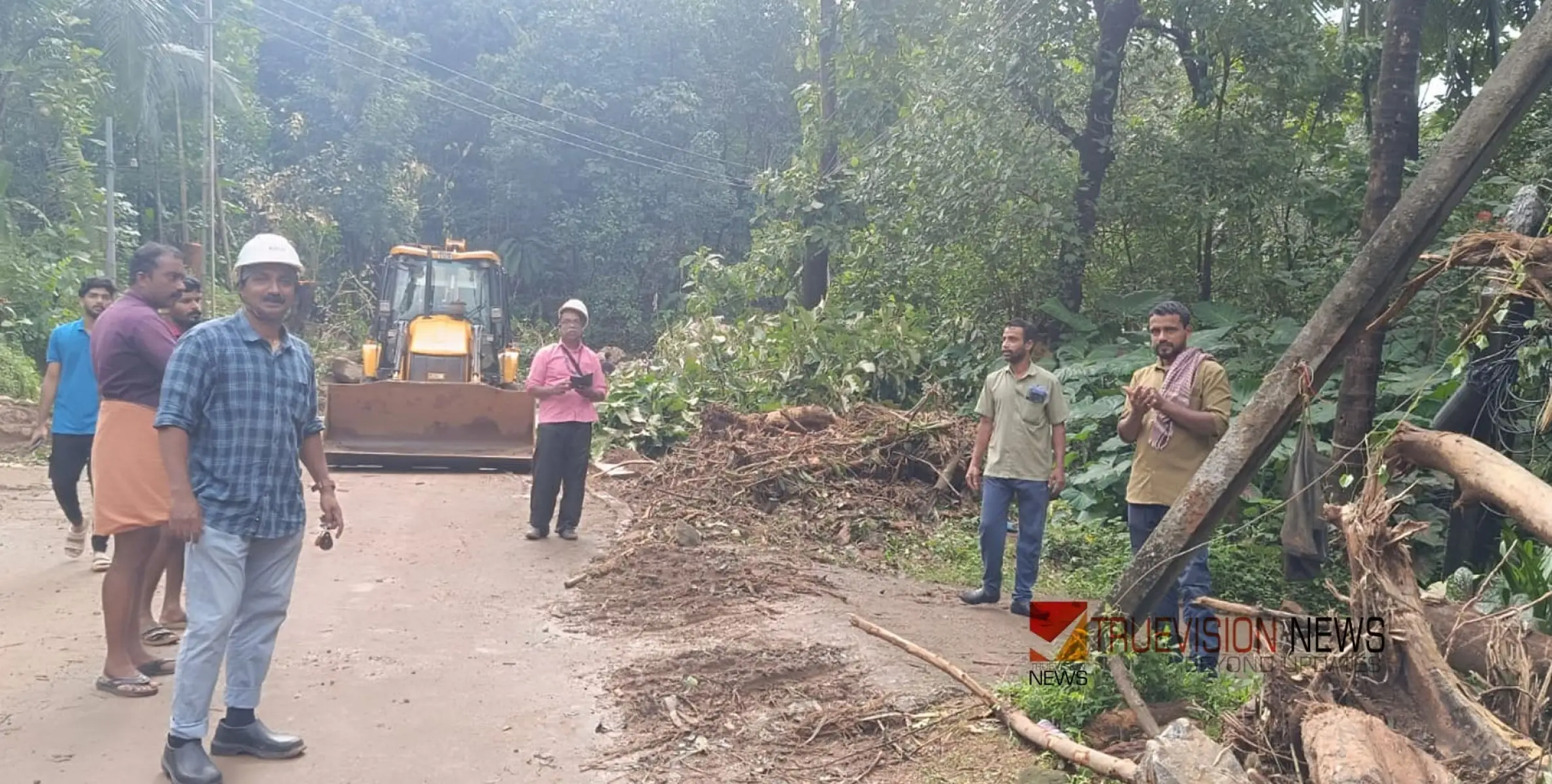 #Vilangadlandslide |  മിന്നൽ വേഗം; വിലങ്ങാട് ഉരുൾപൊട്ടലിൽ കെഎസ്ഇബിക്ക് 1.30 കോടി രൂപയുടെ നഷ്ടം