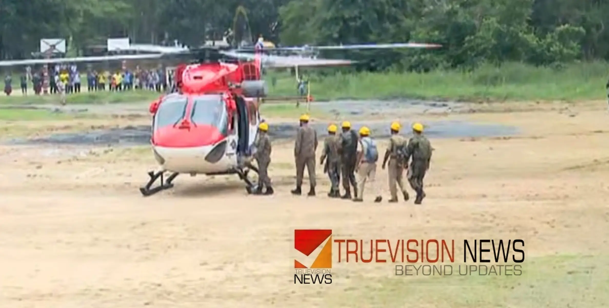 #wayanadlandslides |  ഓപ്പറേഷൻ സൺറൈസ് വാലി; ദൗത്യസംഘങ്ങളുമായി ഹെലികോപ്റ്റർ സൂചിപ്പാറയിലേക്ക് പുറപ്പെട്ടു