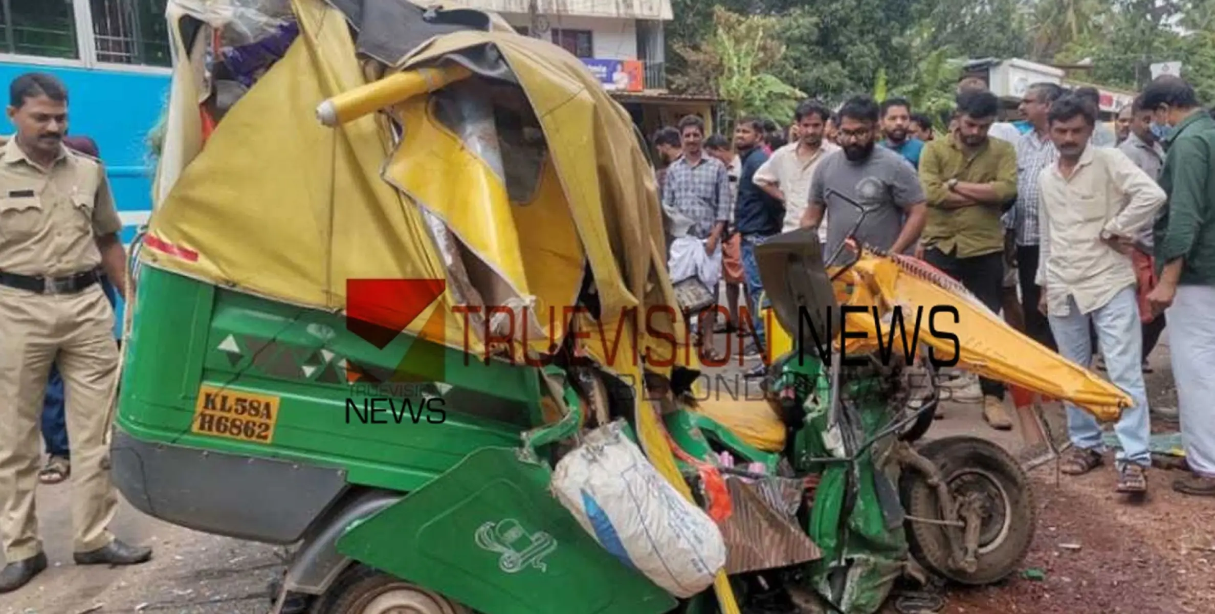 #accident  | കണ്ണൂരിൽ ഓട്ടോയും ബസ്സും കൂട്ടിയിടിച്ച് അപകടം,  ഒരാൾ മരിച്ചു 