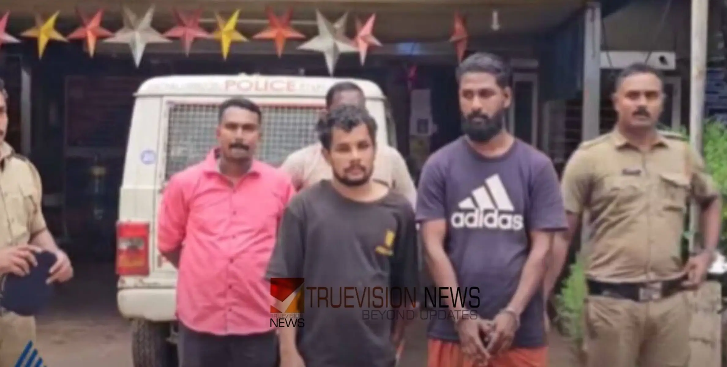 #robbery | കൊല്ലത്ത് നിന്ന് 3 മാസം കൊണ്ട് 60ലേറെ ബൈക്ക്, പൂട്ട് തകർക്കും, പൊളിച്ച് ഓൺലൈനിൽ വിൽക്കും! യുവാക്കൾ പിടിയിൽ