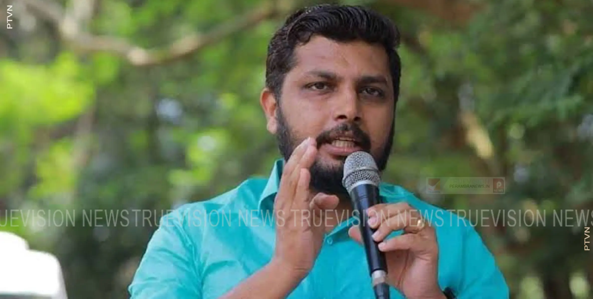 കളക്ടര്‍ എകെജി സെന്ററിലെ പ്യൂണിന്റെ നിലവാരത്തിലേക്ക് തരംതാണുകൊണ്ടിരിക്കുന്നു; വി.പി ദുല്‍ഖിഫില്‍ 