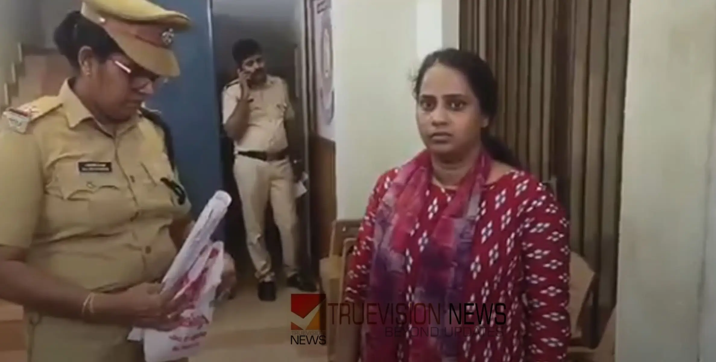 #arrest | യുവാവ് കൊല്ലപ്പെട്ട കേസില്‍ ഭാര്യ പിടിയില്‍; അറസ്റ്റ് വിദേശത്ത് നിന്ന് സംസ്‌കാരത്തിനെത്തിയപ്പോള്‍