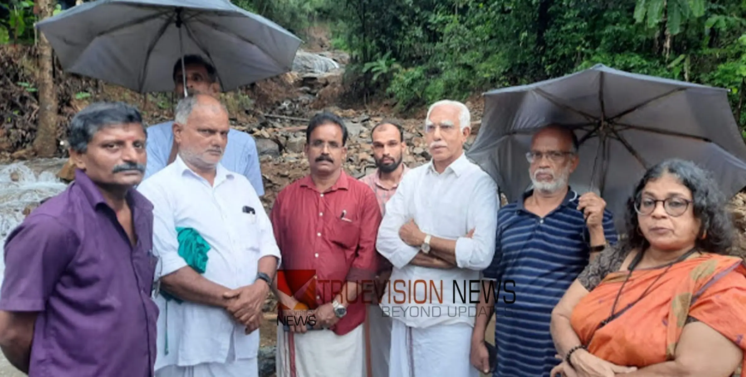 #vilangadlandslide |  വിലങ്ങാട് പുനരധിവാസം വൈകരുതെന്ന് ജനകീയ കൂട്ടായ്മ; ജനങ്ങളുടെ ഭീതി അകറ്റാൻ ബോധവത്കരണം നൽകും