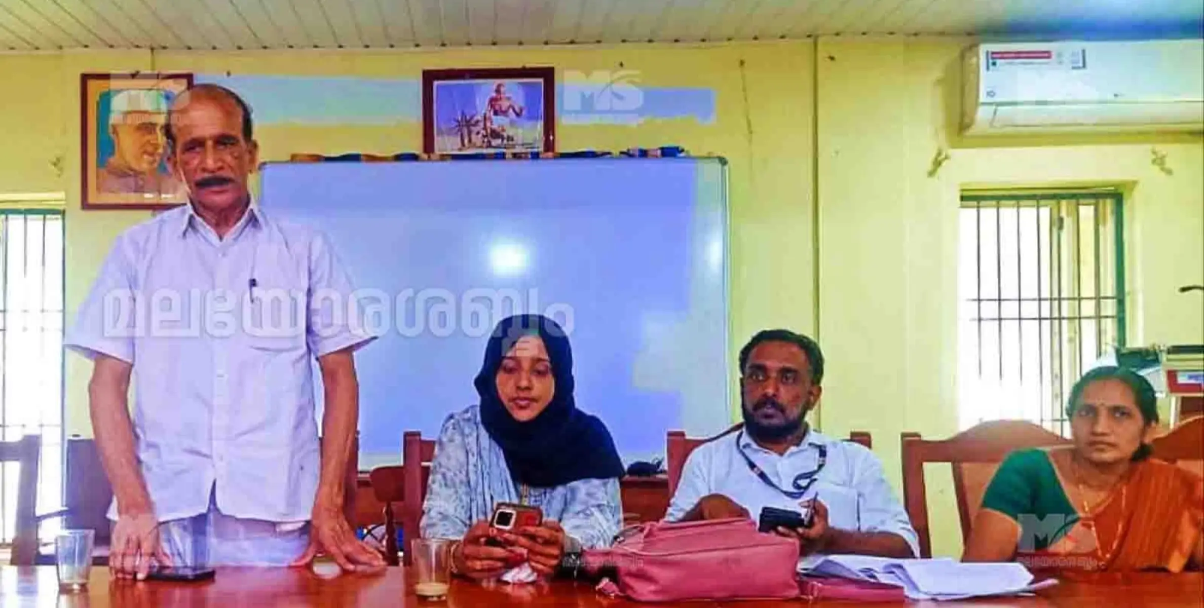 'മാലിന്യ മുക്ത നവകേരളം' ജനകീയ ക്യാമ്പയിൻ ഇരിട്ടി ബ്ലോക്ക് പഞ്ചായത്തിൽ ആരംഭിച്ചു 