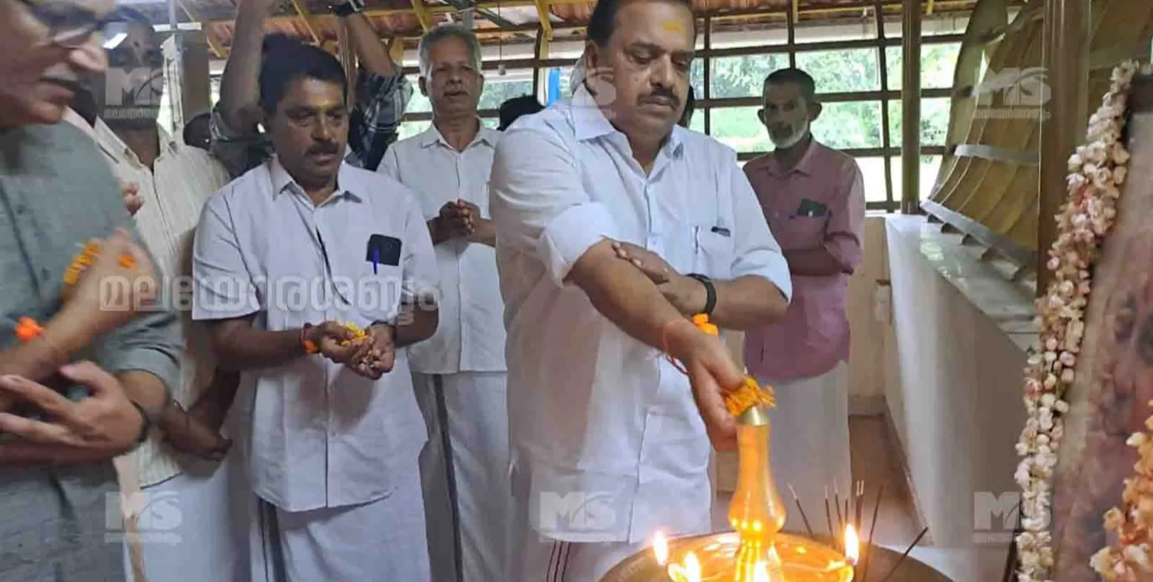 പി.പി. മുകുന്ദന്‍ സ്മൃതി ദിനം: മണത്തണയിൽ പി പി മുകുന്ദന്റെ ബലി കുടീരത്തിൽ പുഷ്പാർച്ചന നടന്നു