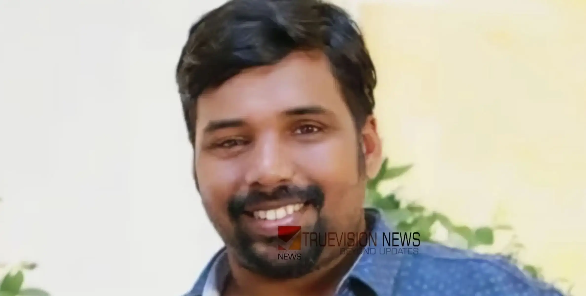 #accident | ബൈക്കും ഇലക്ട്രിക് സ്കൂട്ടറും കൂട്ടിയിടിച്ചുണ്ടായ അപകടത്തിൽ യുവാവ് മരിച്ചു