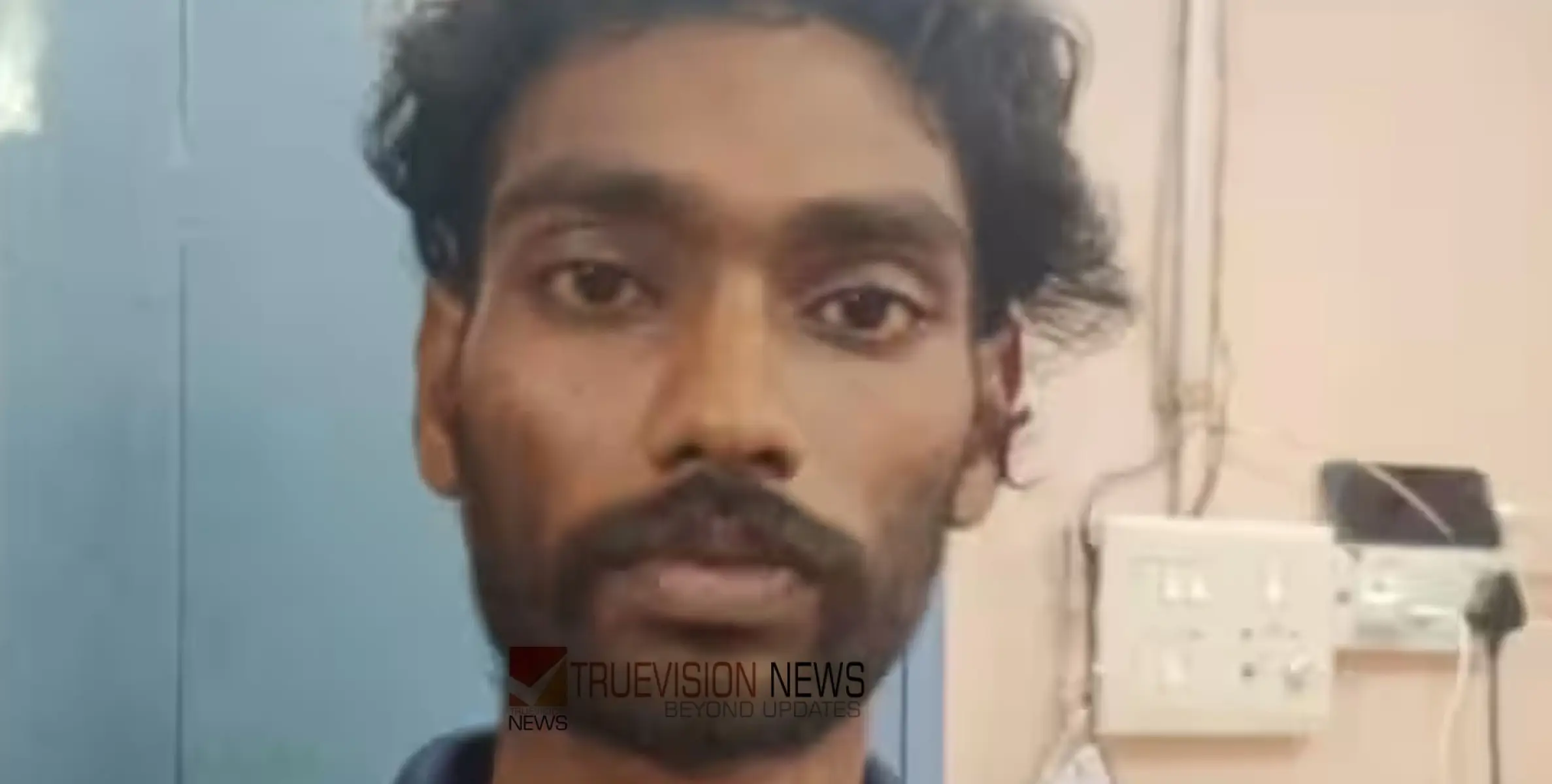 #Arrest |  വീട്ടിൽ കയറി ആക്രമണം നടത്തിയത് പതിനഞ്ചോളം യുവാക്കൾ;  പ്രതികളിൽ ഒരാൾ പിടിയിലായി